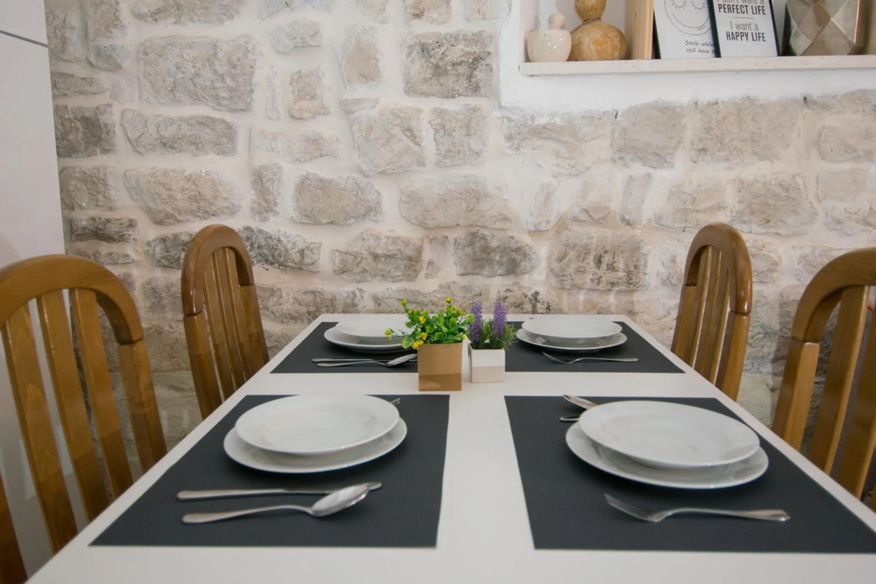Dining area in Studio Terrace Borgoforte