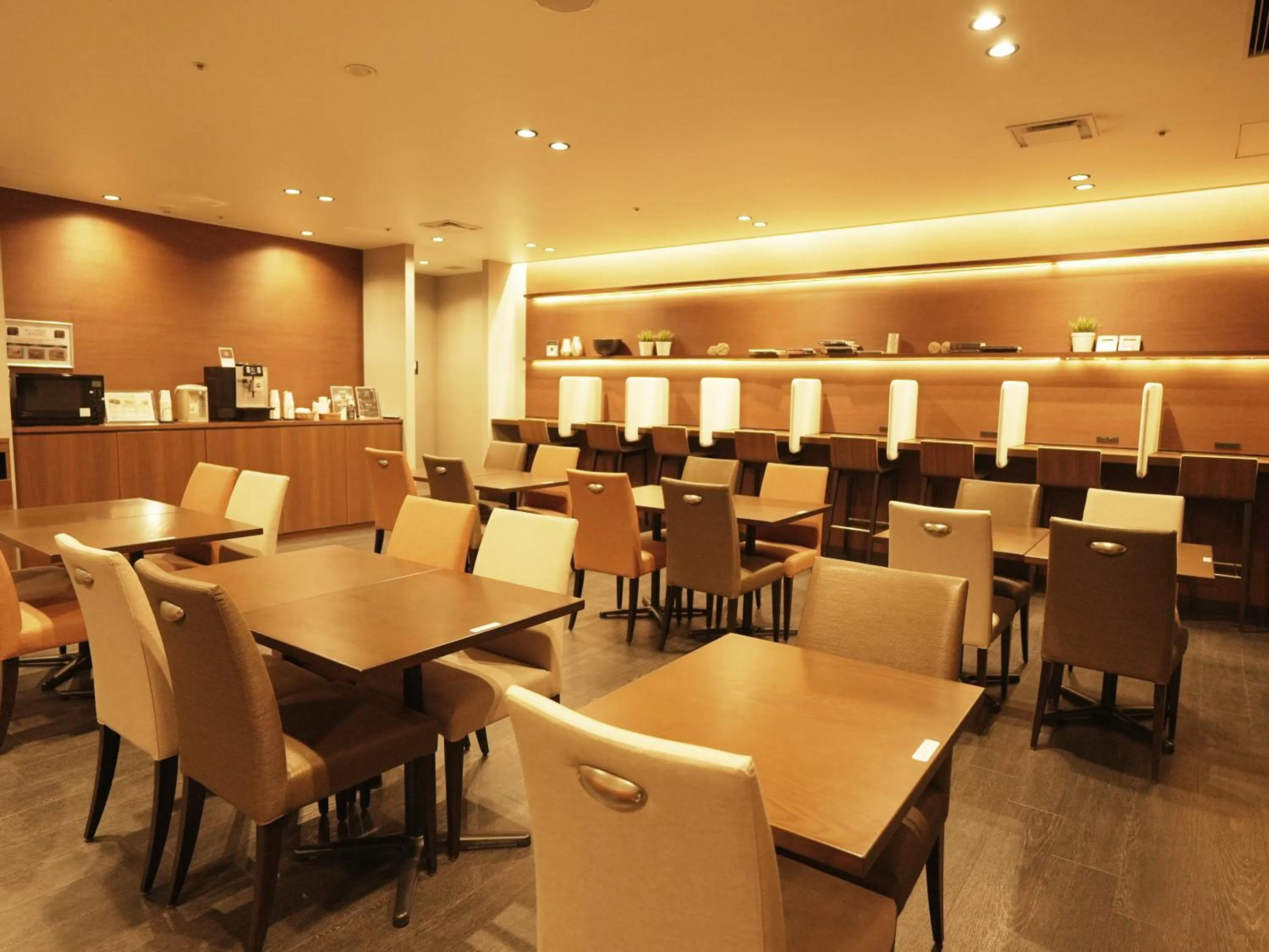 Communal lounge/ TV room in First Cabin Haneda Terminal 1