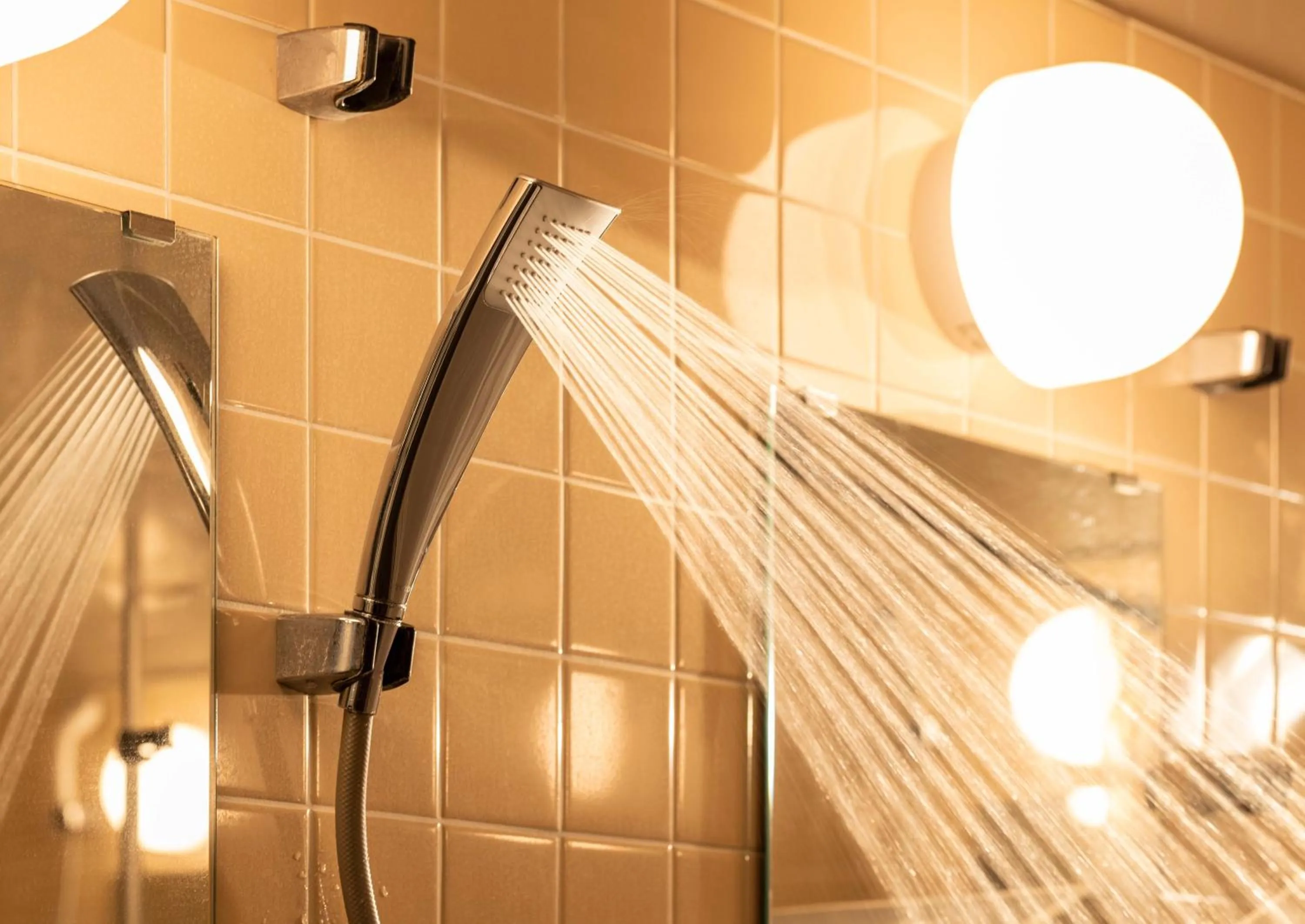 Shower in First Cabin Haneda Terminal 1