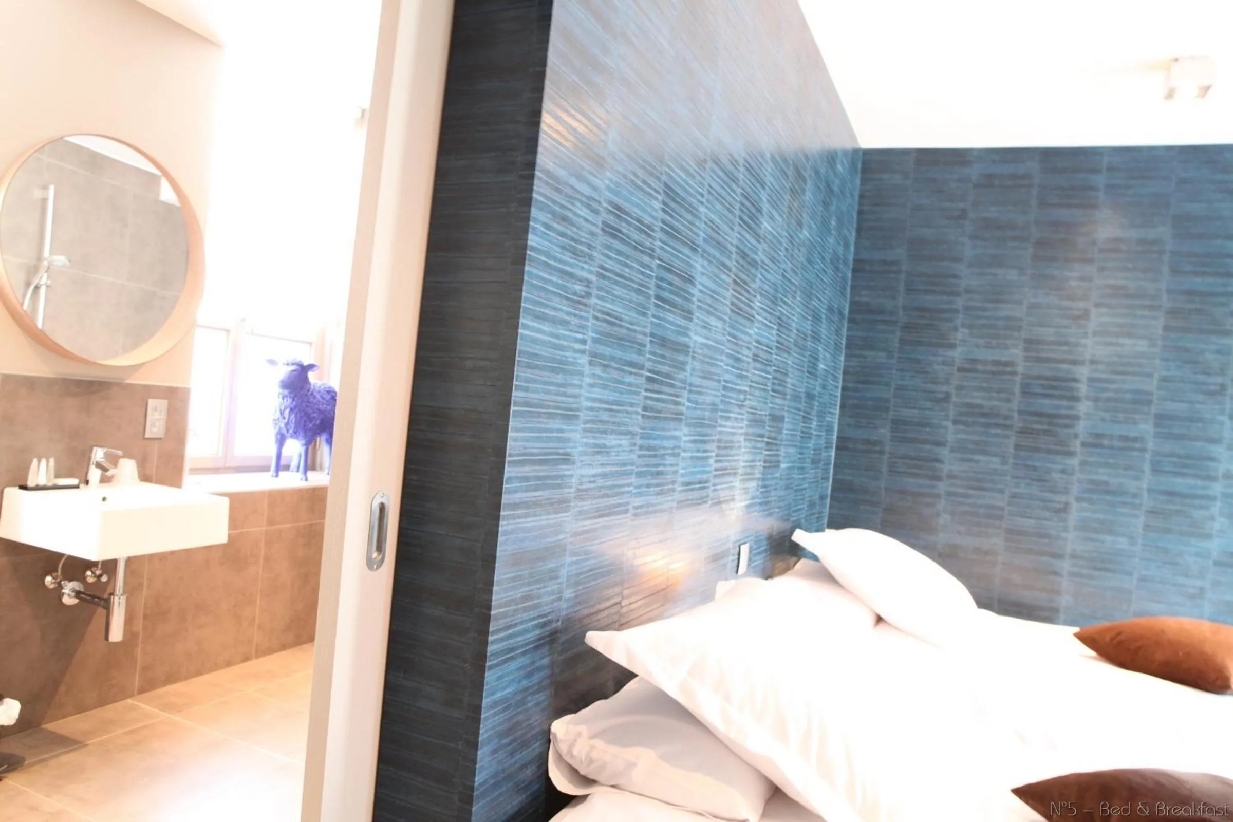 Decorative detail, Bed in B&B N°5