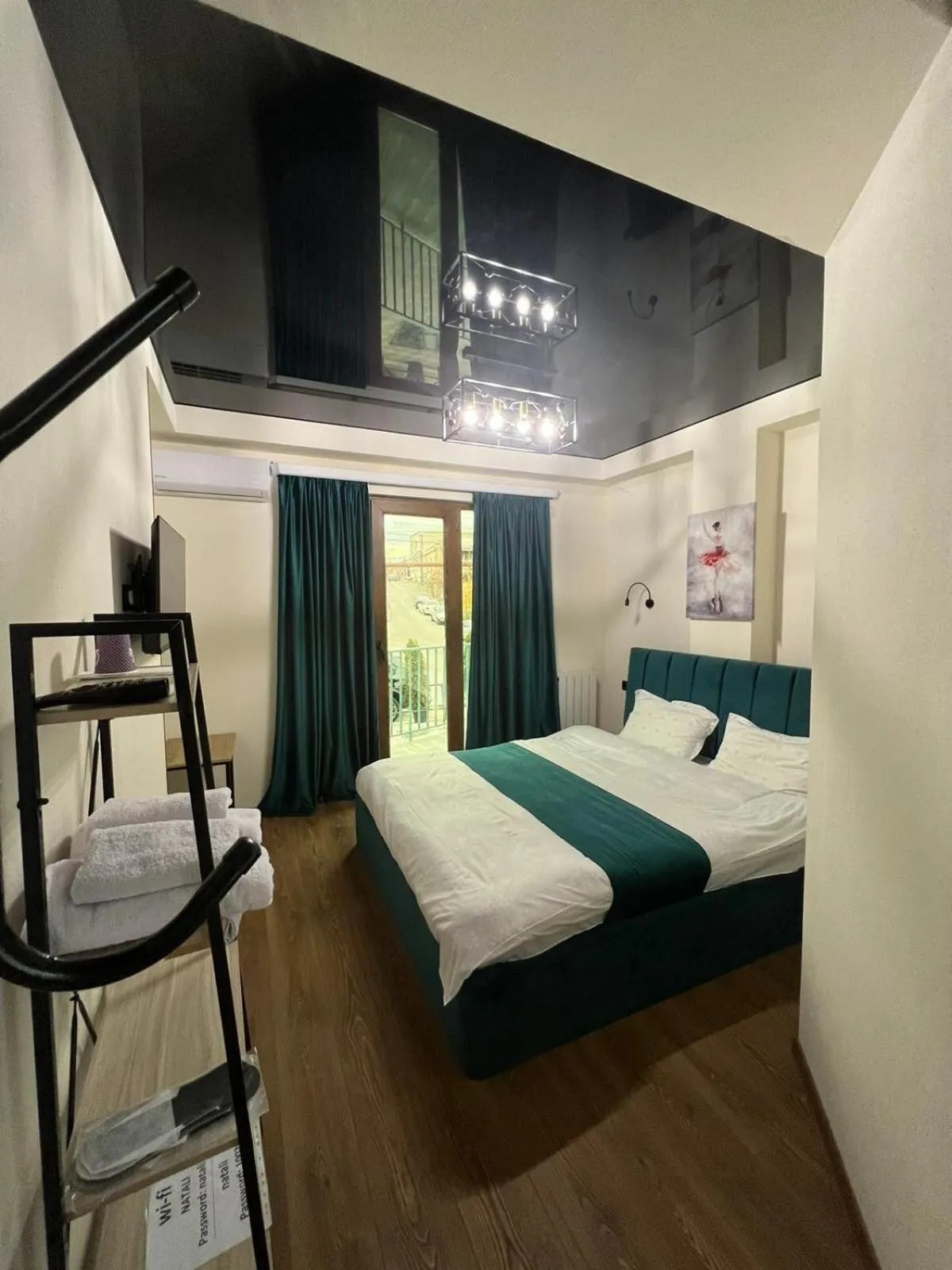 Bed in Natali Boutique Hotel