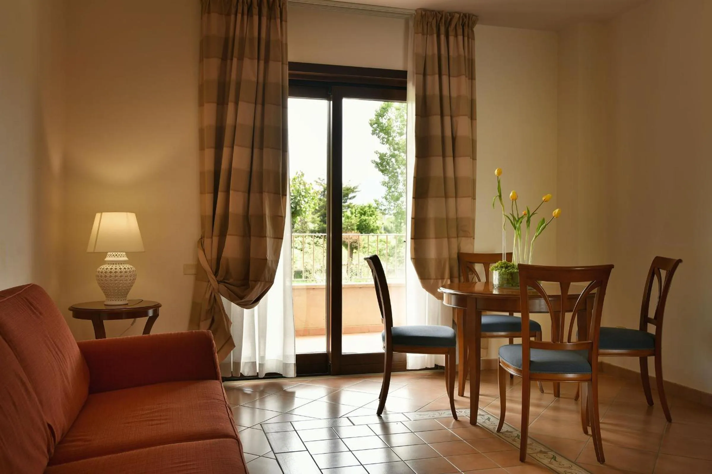 Living room in Minerva Resort Hotel