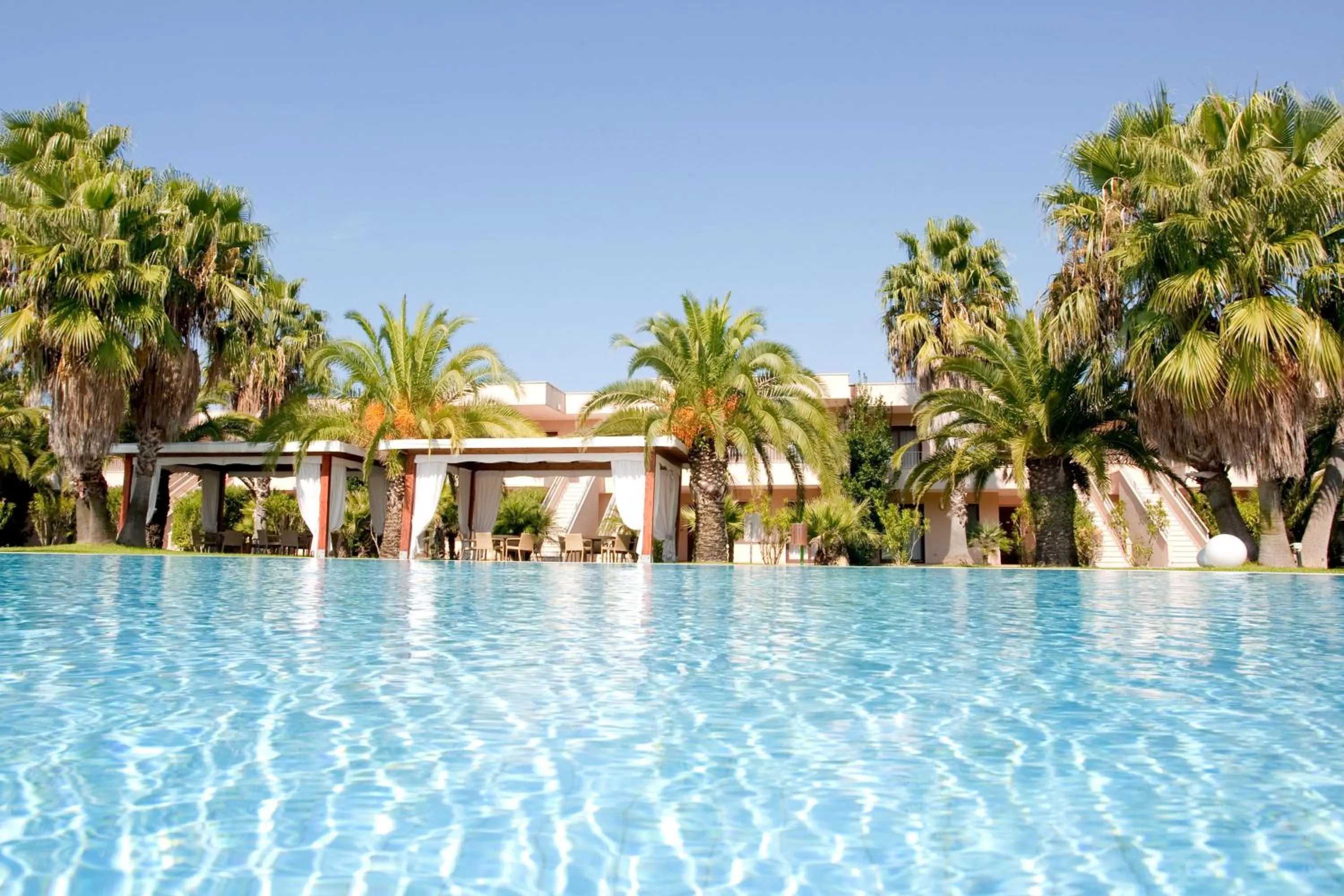 Swimming pool in Minerva Resort Hotel