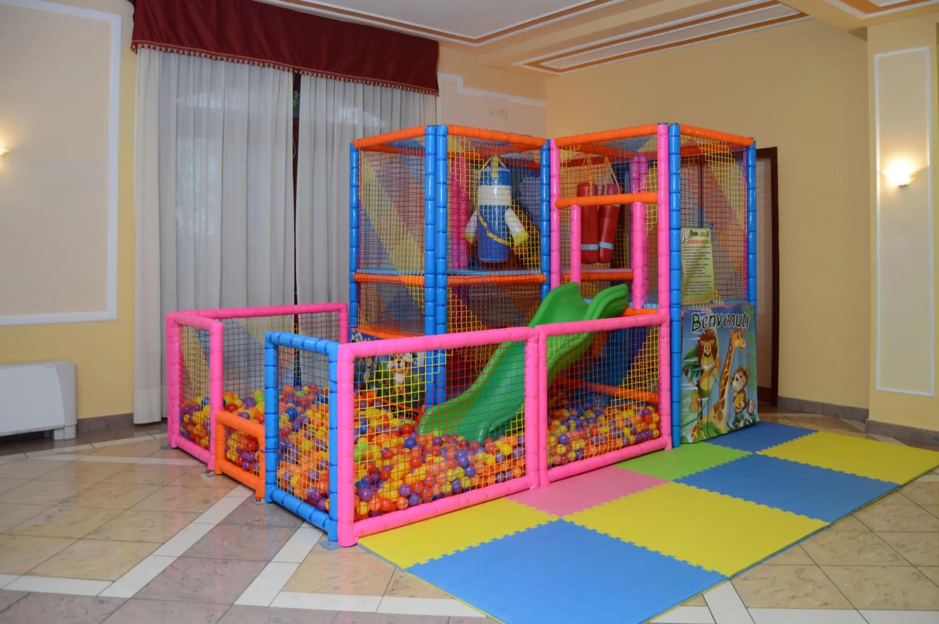 Restaurant/places to eat in Royal Hotel Montevergine Restaurant/places to eat in Royal Hotel Montevergine