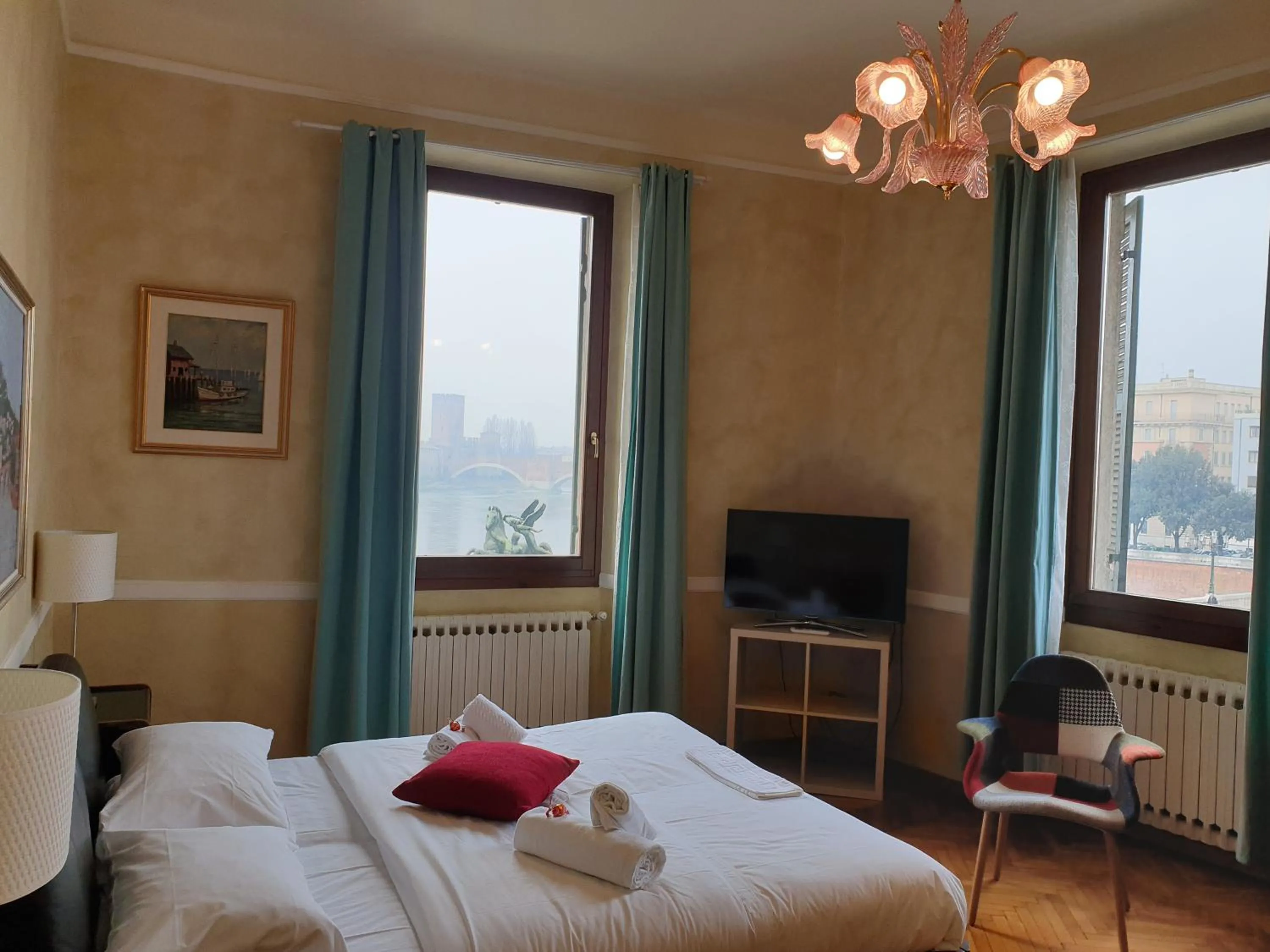 Bedroom, Bed in Lady Verona Residence