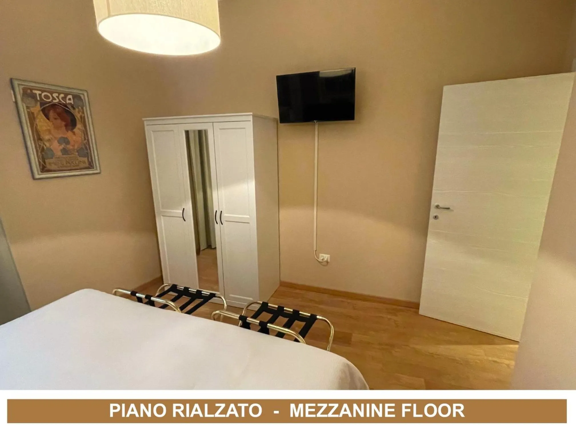 Bedroom, Bed in Lady Verona Residence