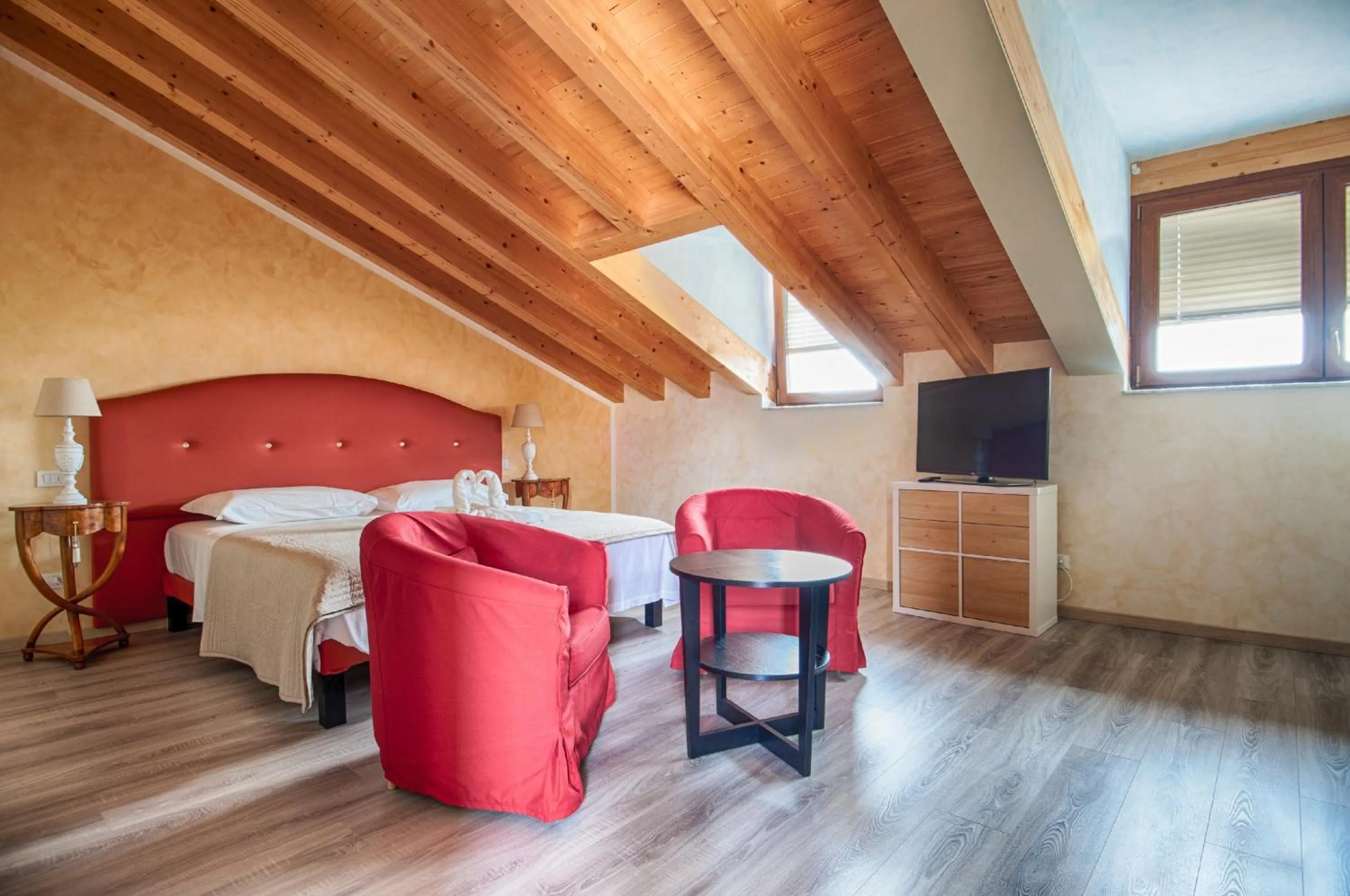 Bedroom, Bed in Lady Verona Residence