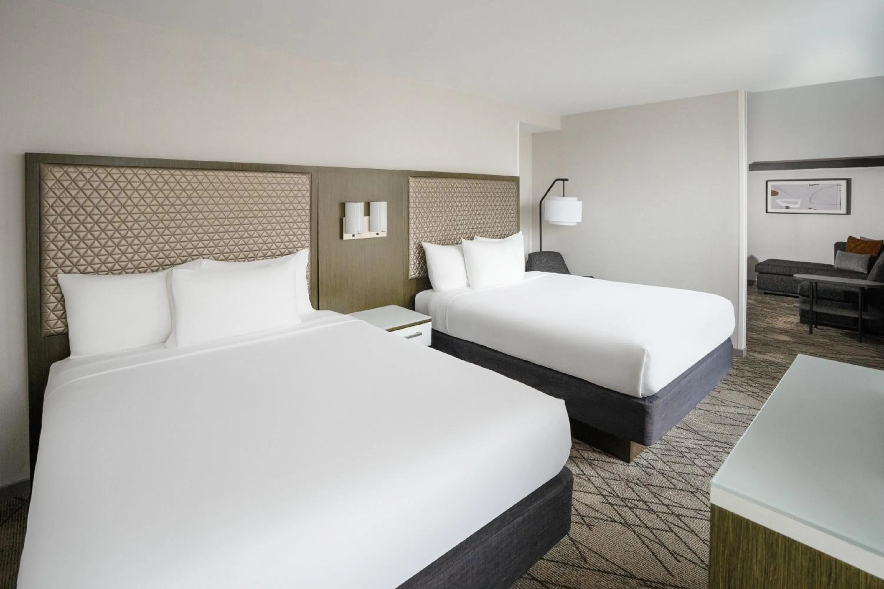 Bedroom, Bed in Hyatt House Washington DC Downtown Convention Center