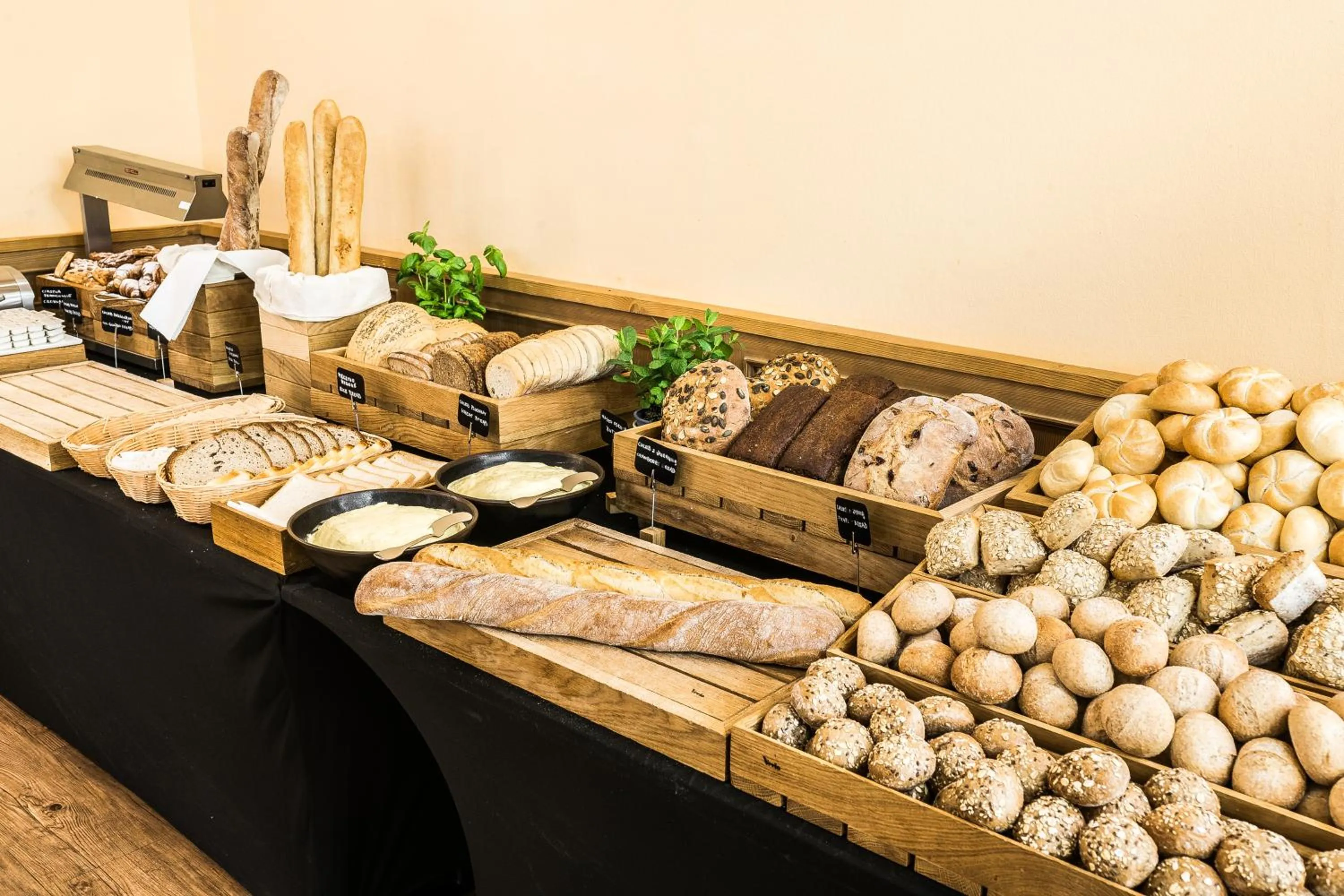 Buffet breakfast in Bachleda Hotel Kasprowy