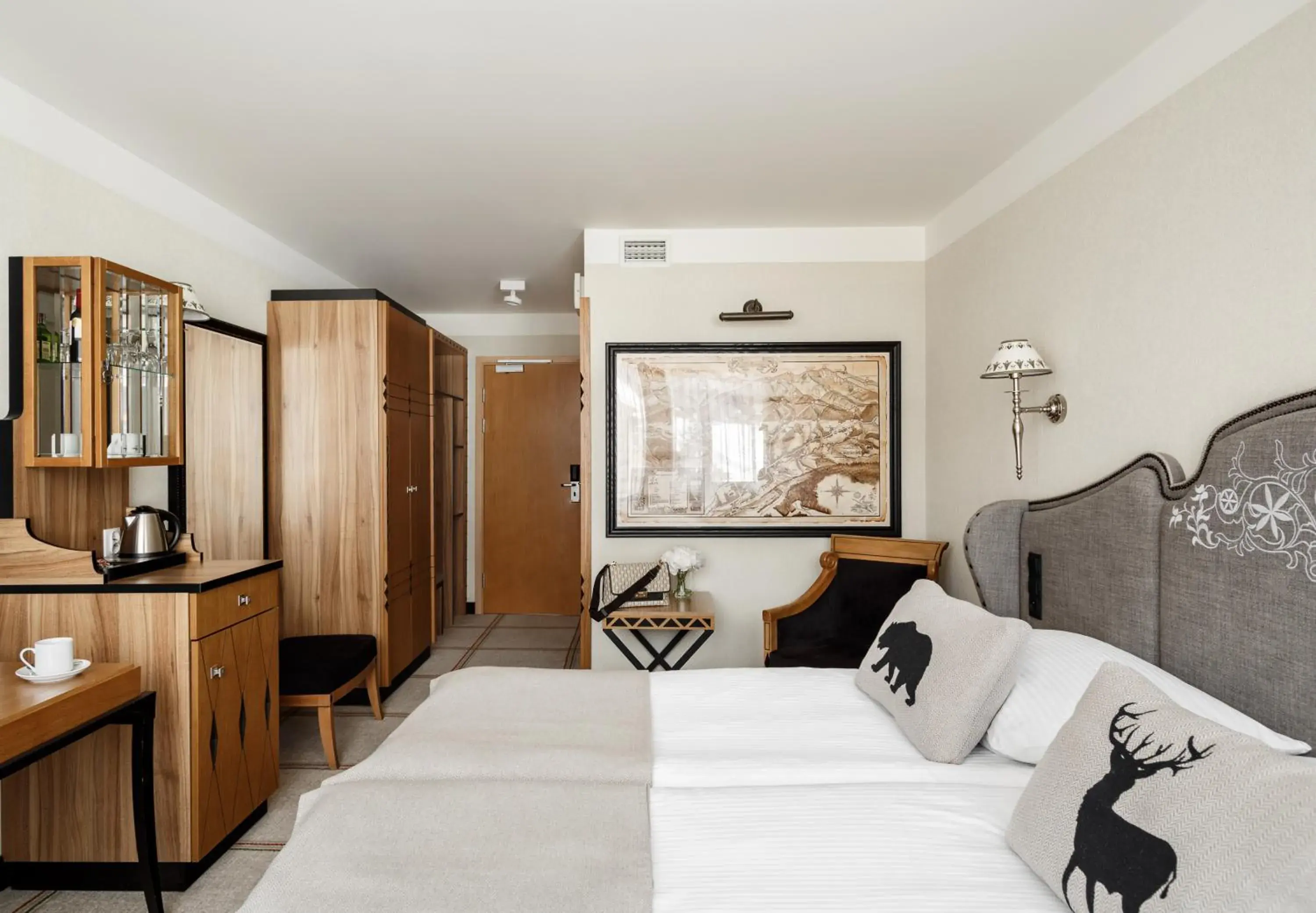 Deluxe Queen Room in Bachleda Hotel Kasprowy Deluxe Queen Room in Bachleda Hotel Kasprowy