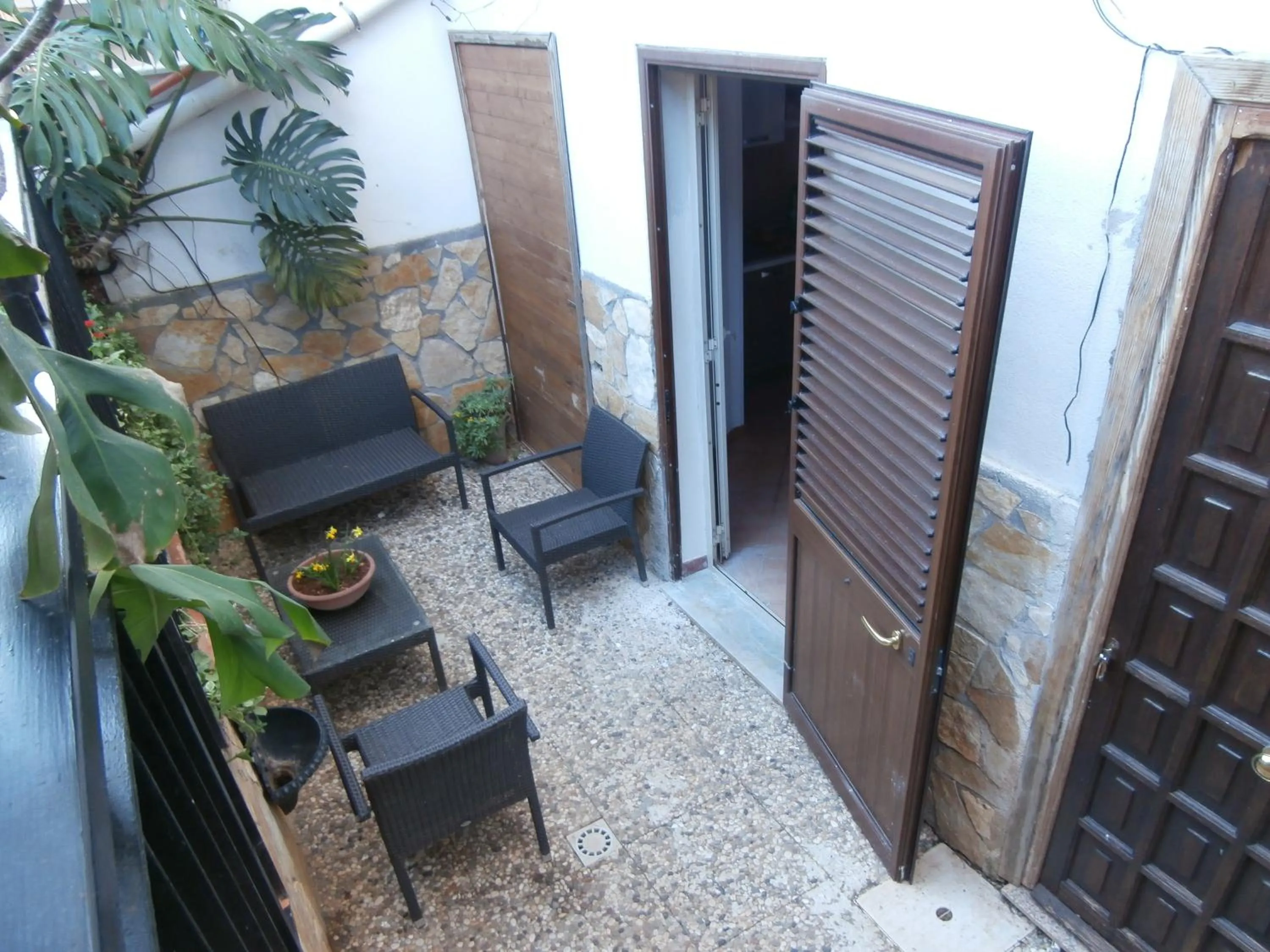 Facade/entrance in Busalacchi B&B