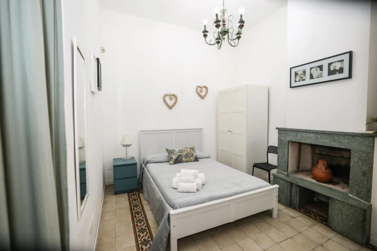 Photo of the whole room, Bed in Ai Tintori