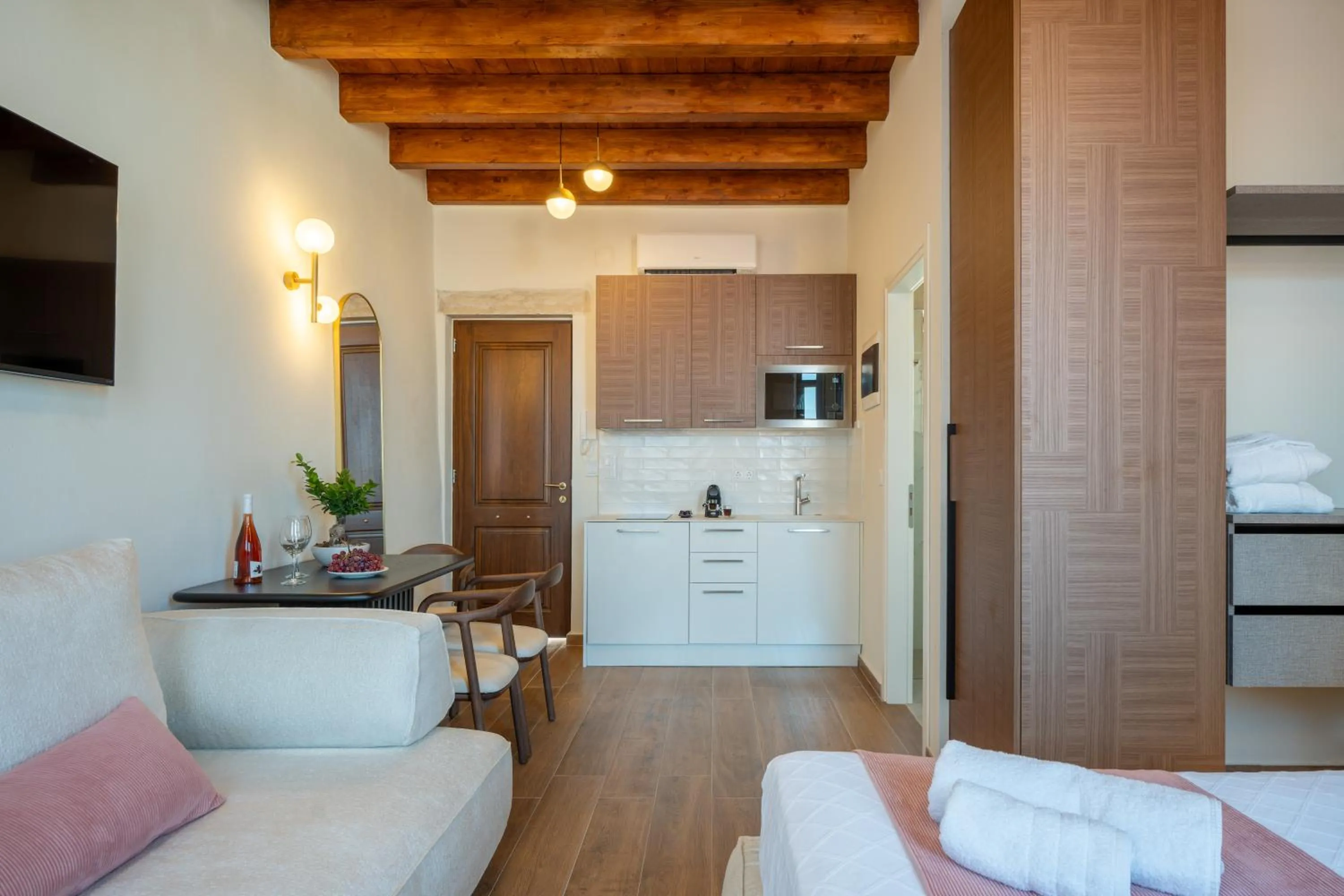 Kitchen or kitchenette, Bed in Casa Del Balsamo