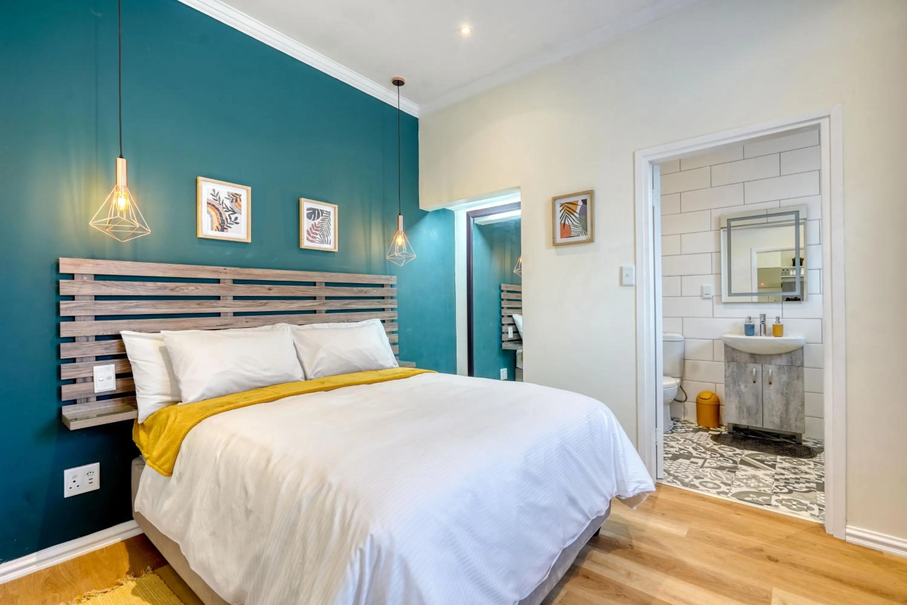 One-Bedroom Apartment in Hampton Collection - Stylish 3 Sleeper Serviced Apartment with Pool