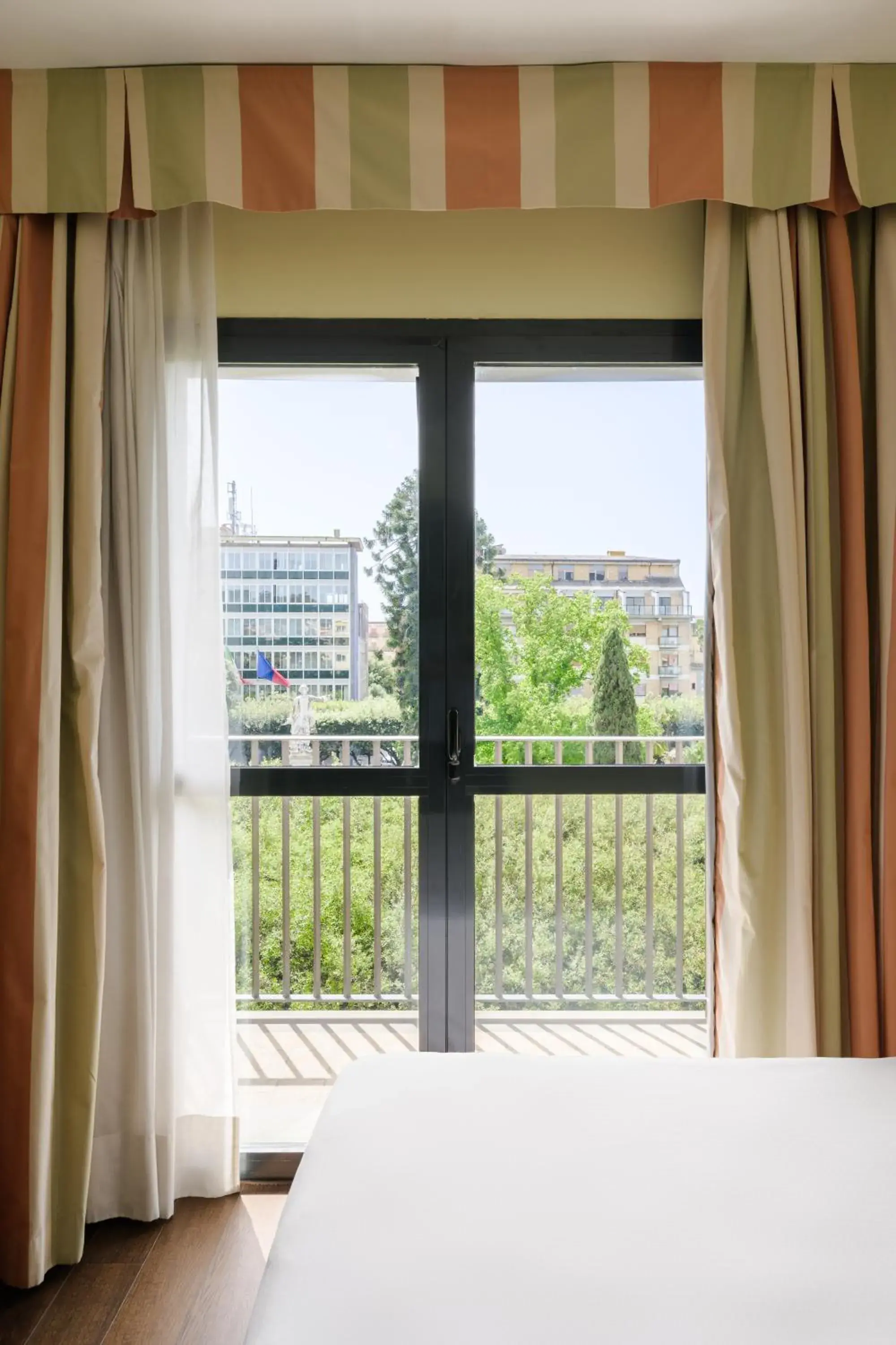 Day, Bed in Hotel dei Cavalieri Caserta - La Reggia Day, Bed in Hotel dei Cavalieri Caserta - La Reggia