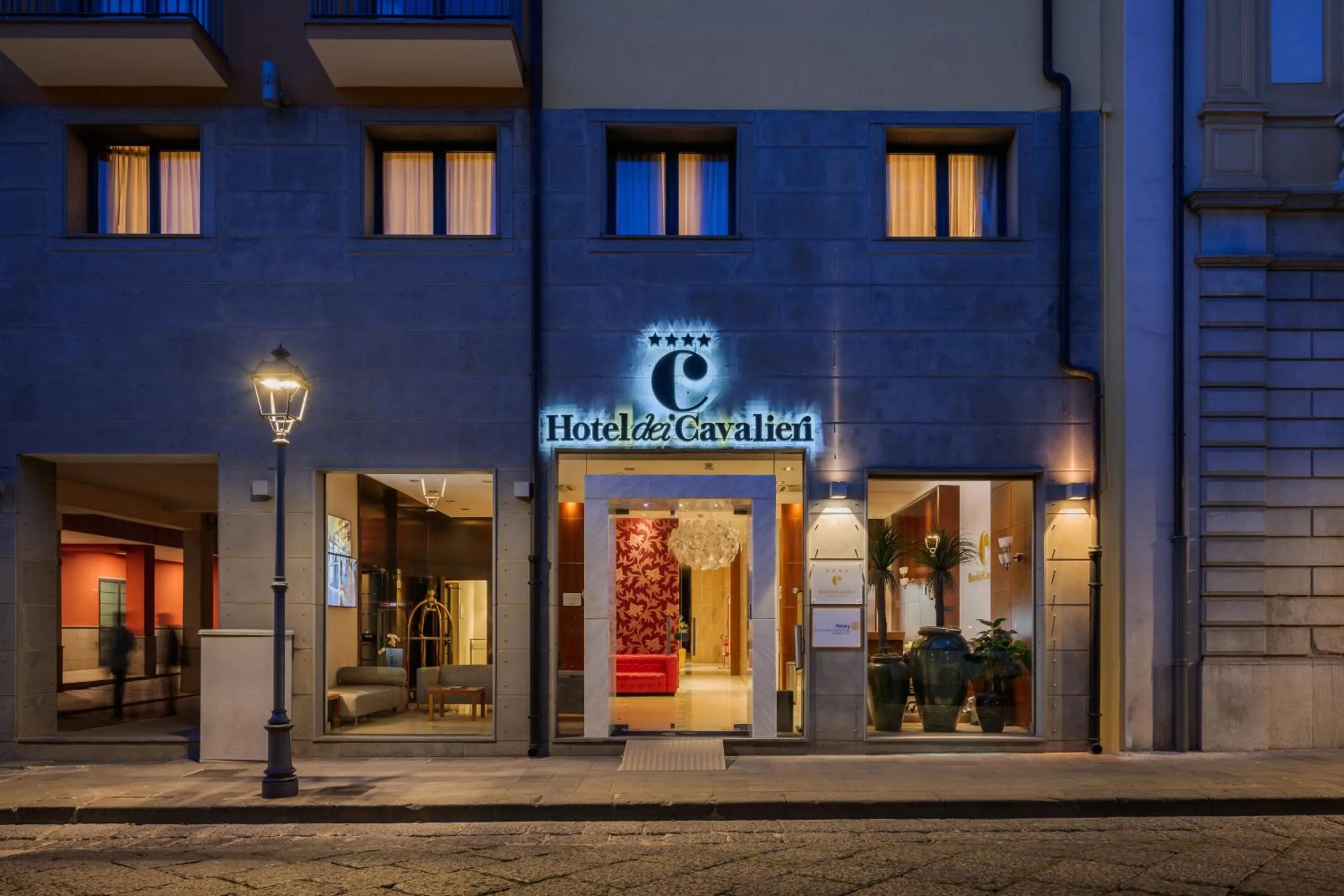 Property building in Hotel dei Cavalieri Caserta - La Reggia