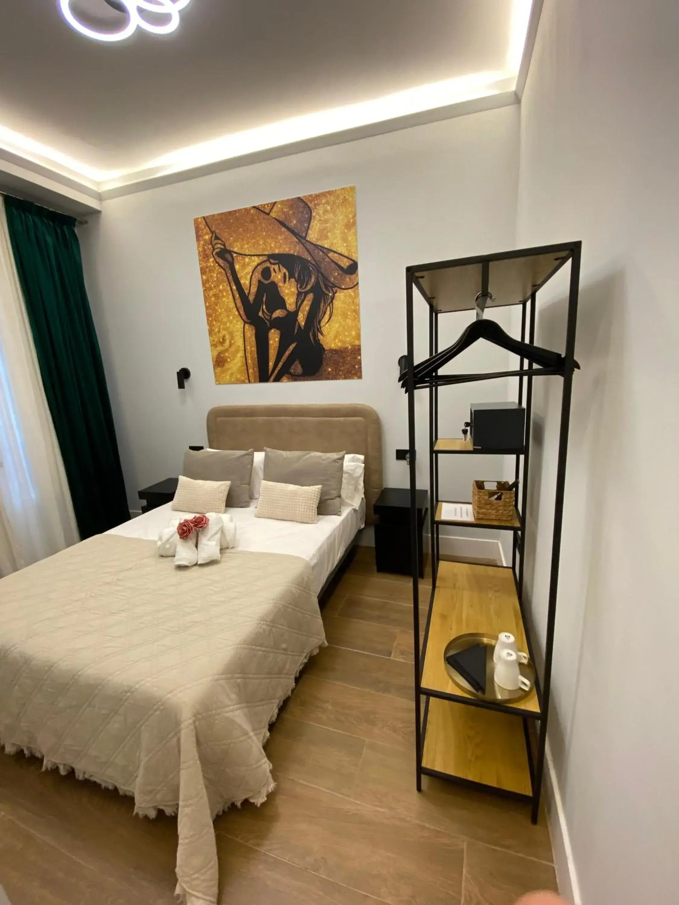 Bed in Ventura Premium Bed in Ventura Premium