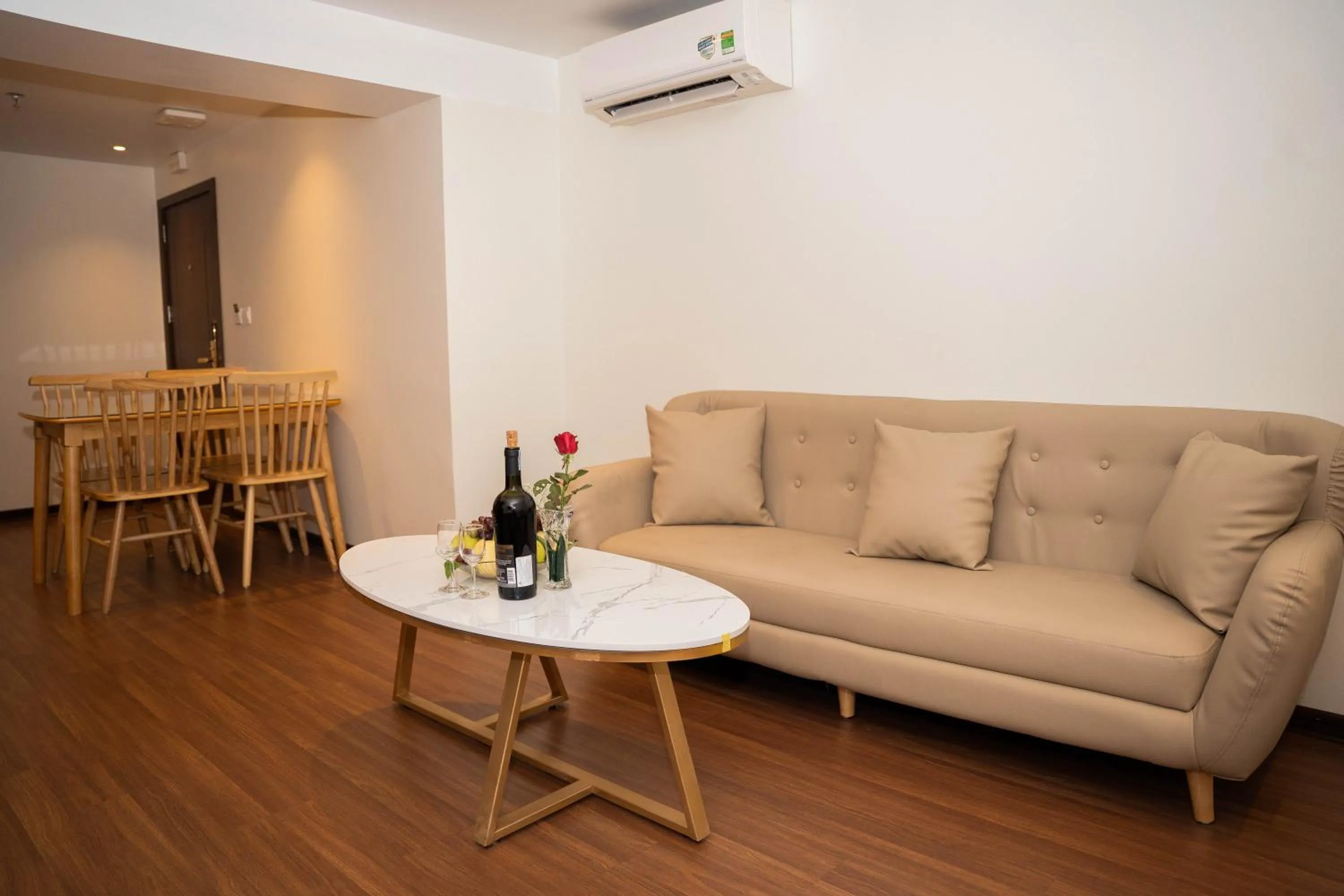 Dining area in Harmony HaLong Hotel