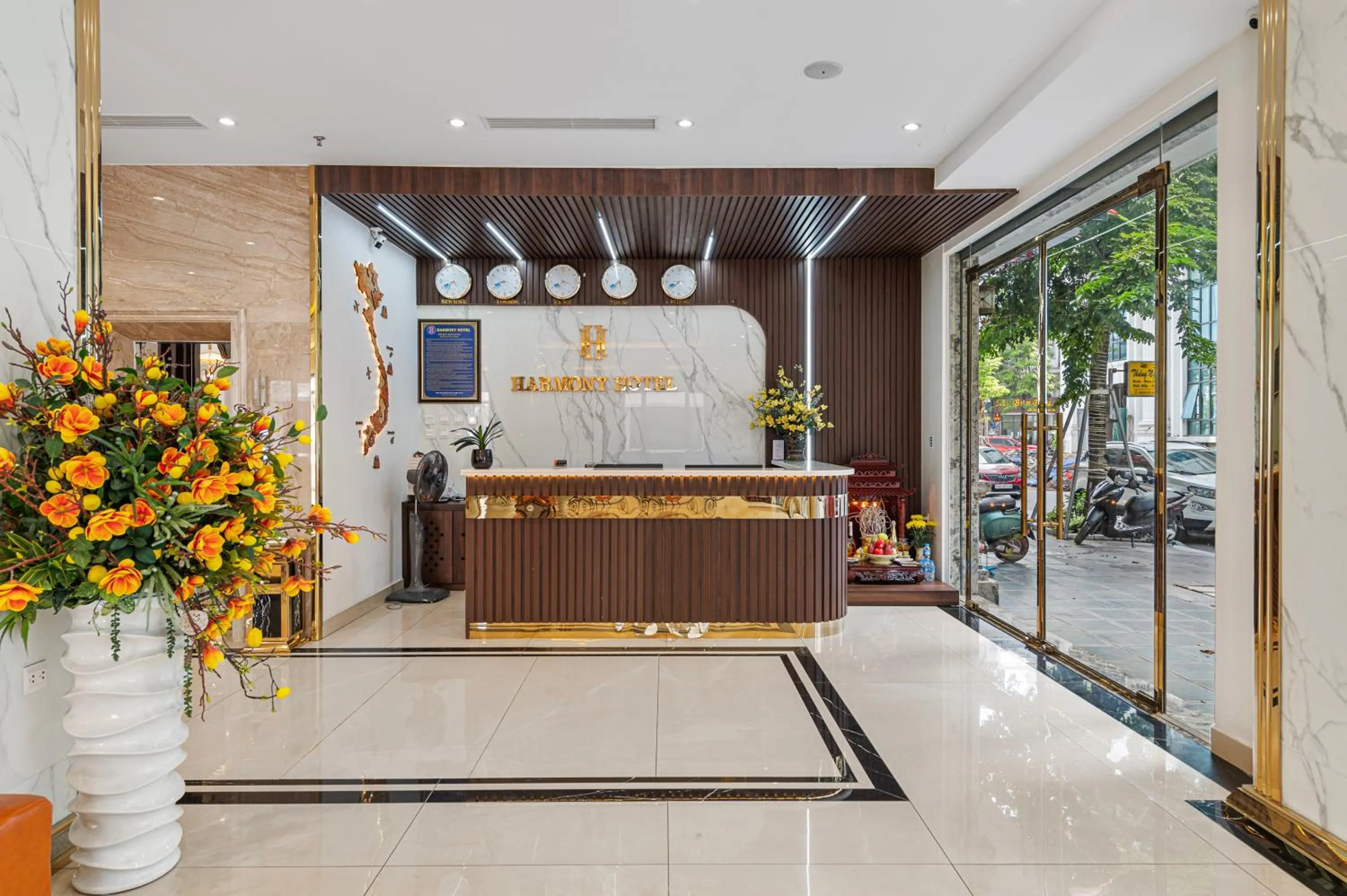Lobby or reception in Harmony HaLong Hotel