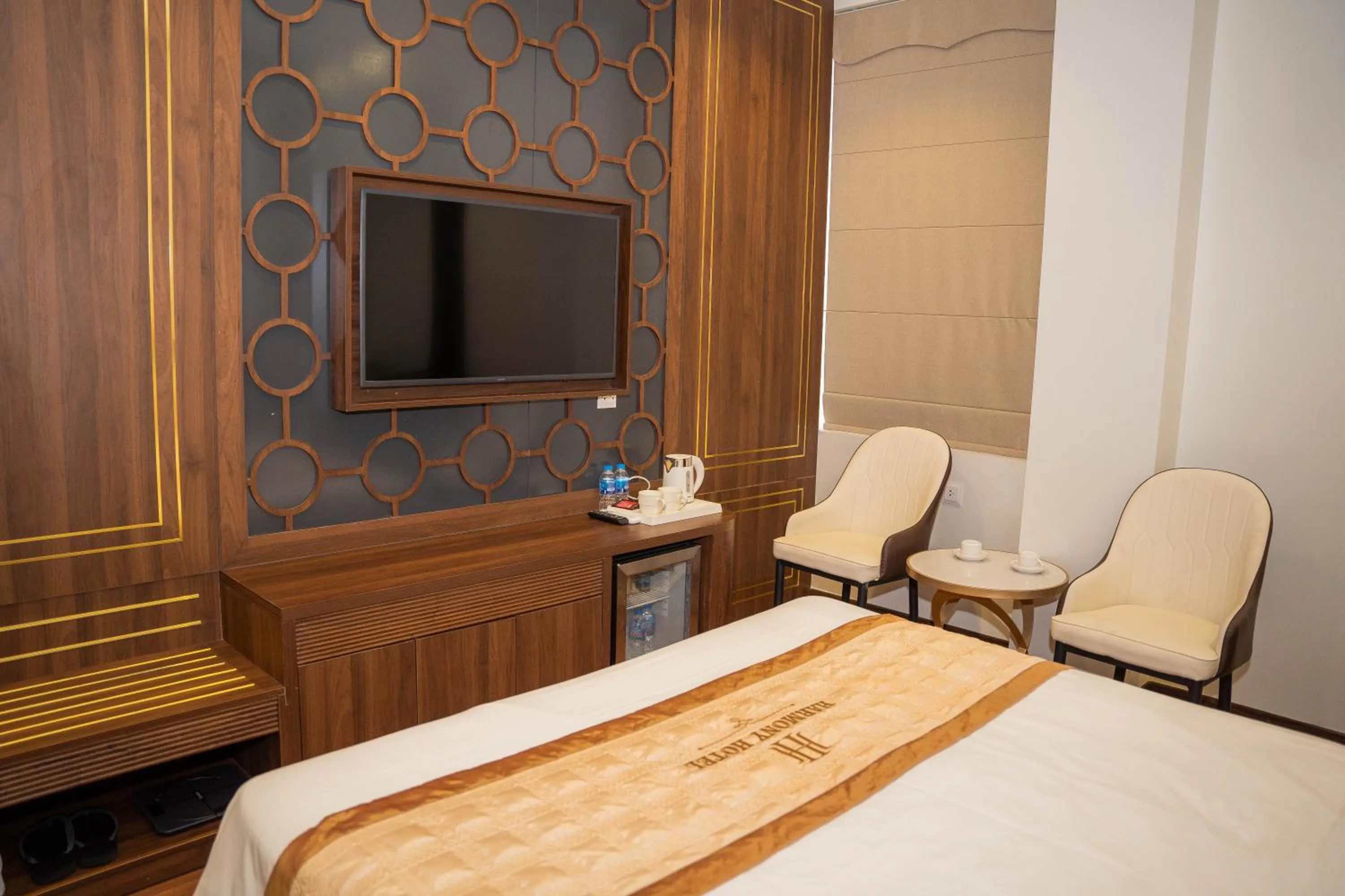 TV and multimedia, Bed in Harmony HaLong Hotel