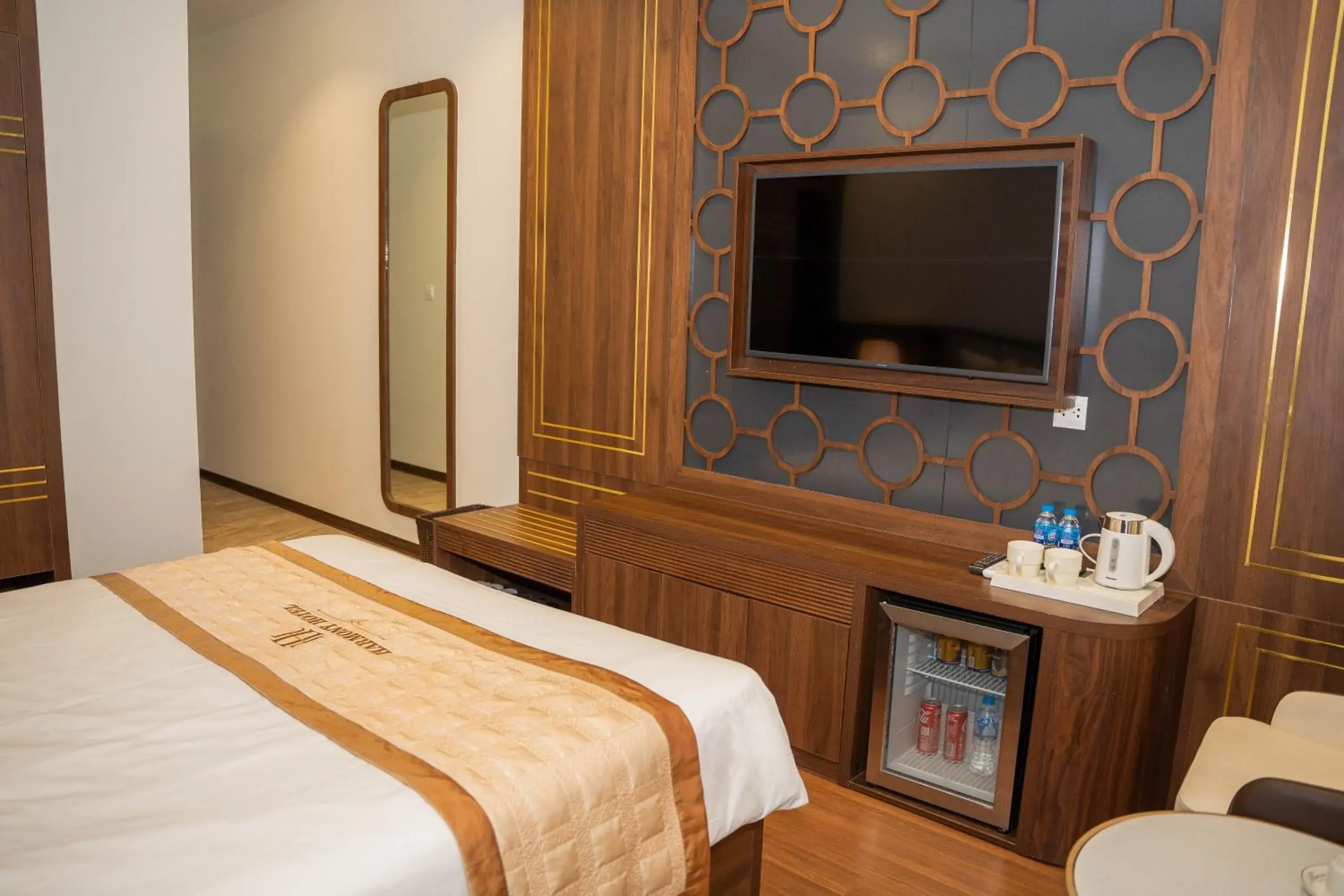 Photo of the whole room, Bed in Harmony HaLong Hotel Photo of the whole room, Bed in Harmony HaLong Hotel