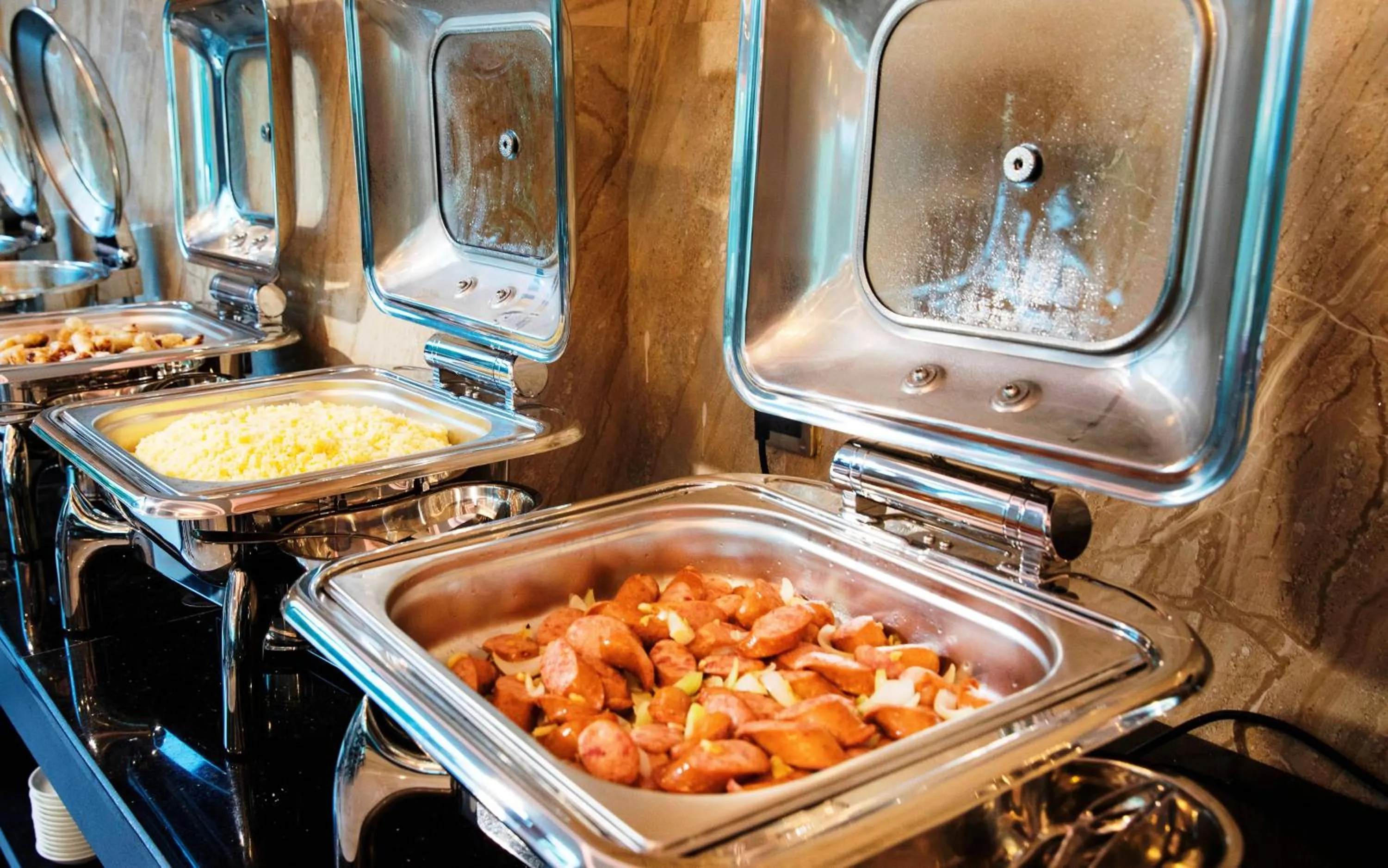 Buffet breakfast in Harmony HaLong Hotel