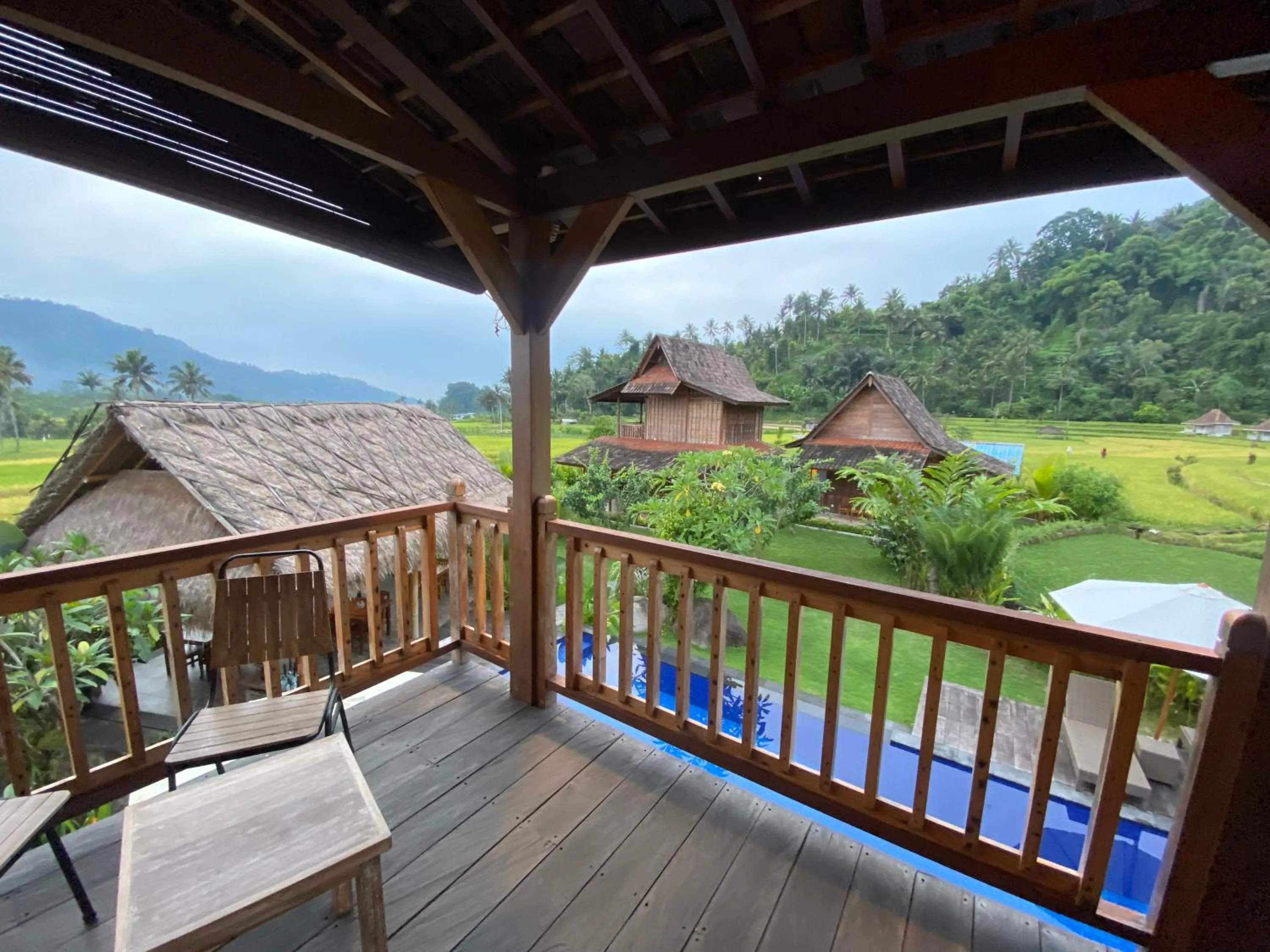 Balcony/Terrace in Kubu Sakian Villa and Restaurant Sidemen