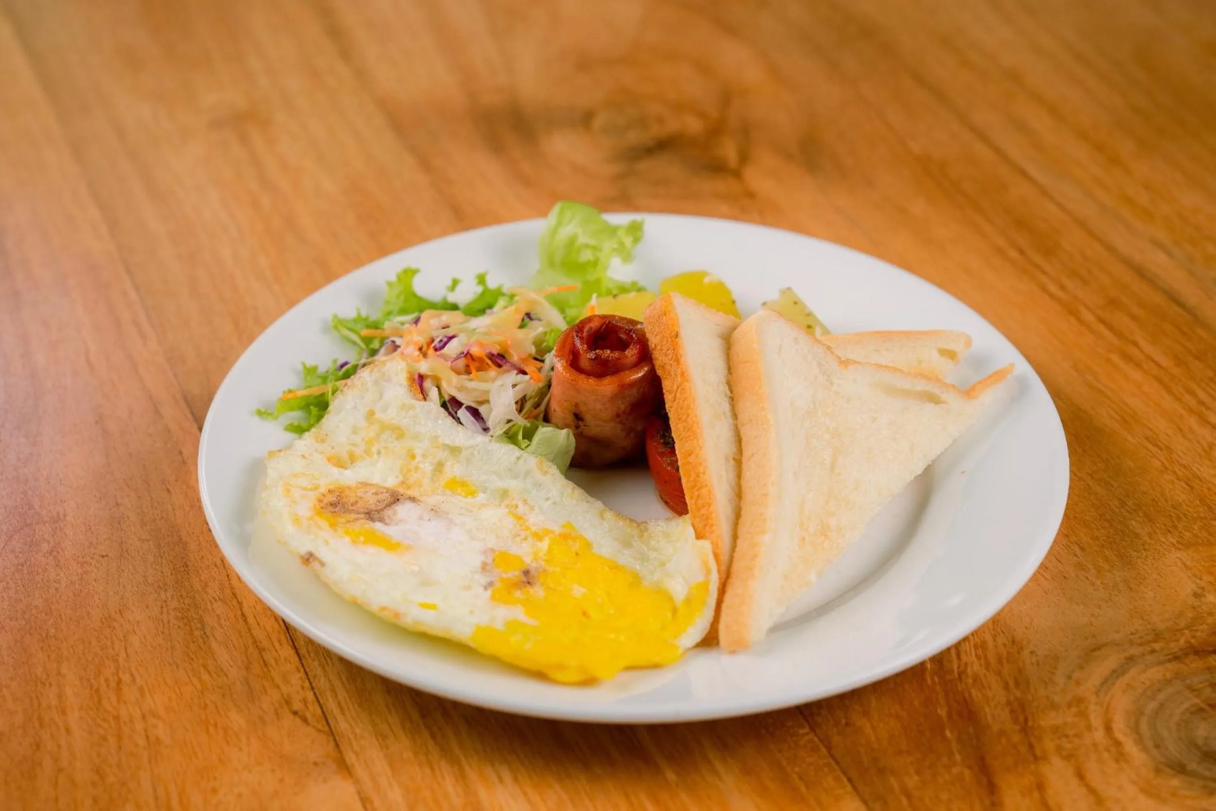 Food in Kubu Sakian Villa and Restaurant Sidemen