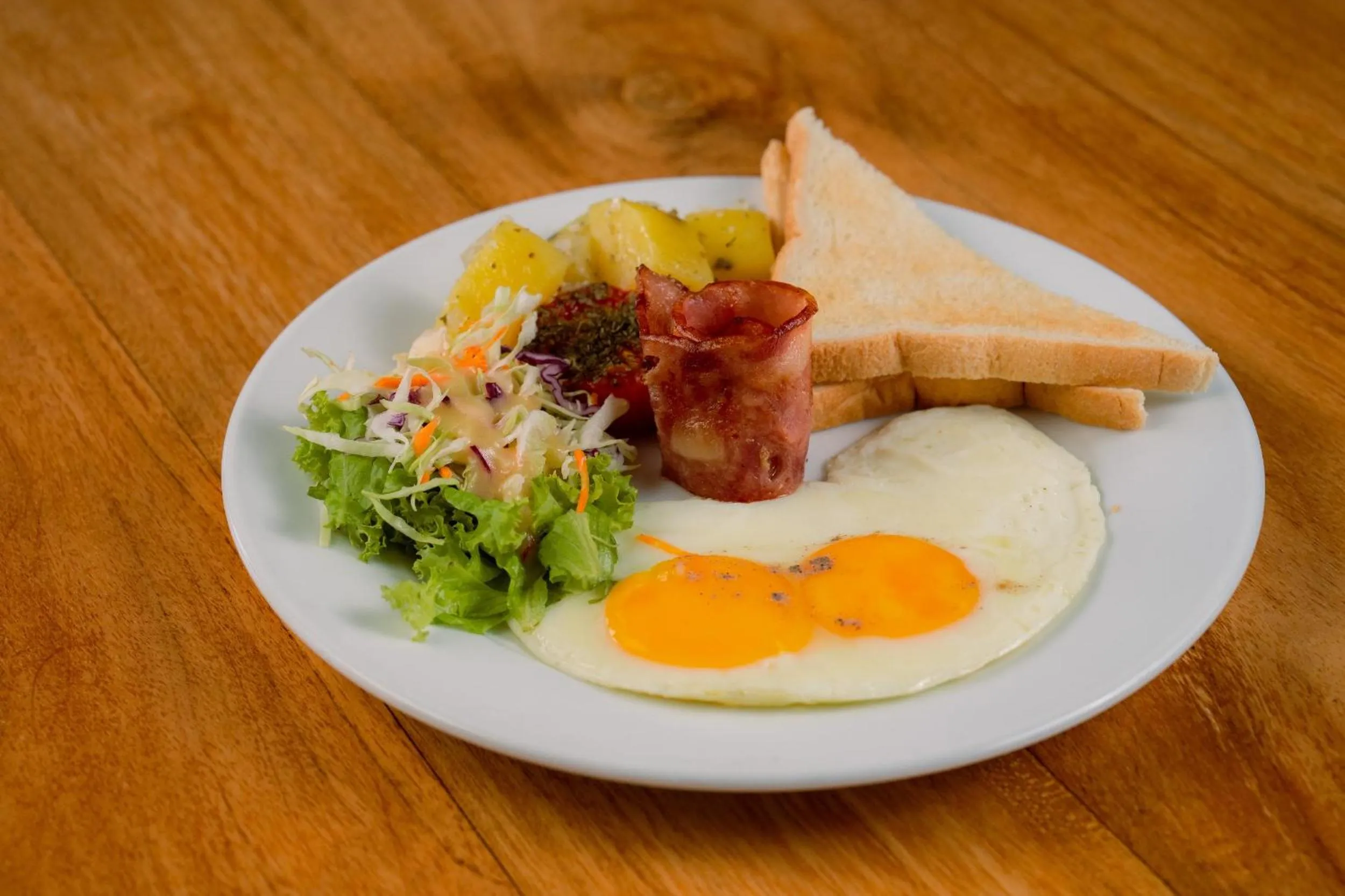 Breakfast in Kubu Sakian Villa and Restaurant Sidemen