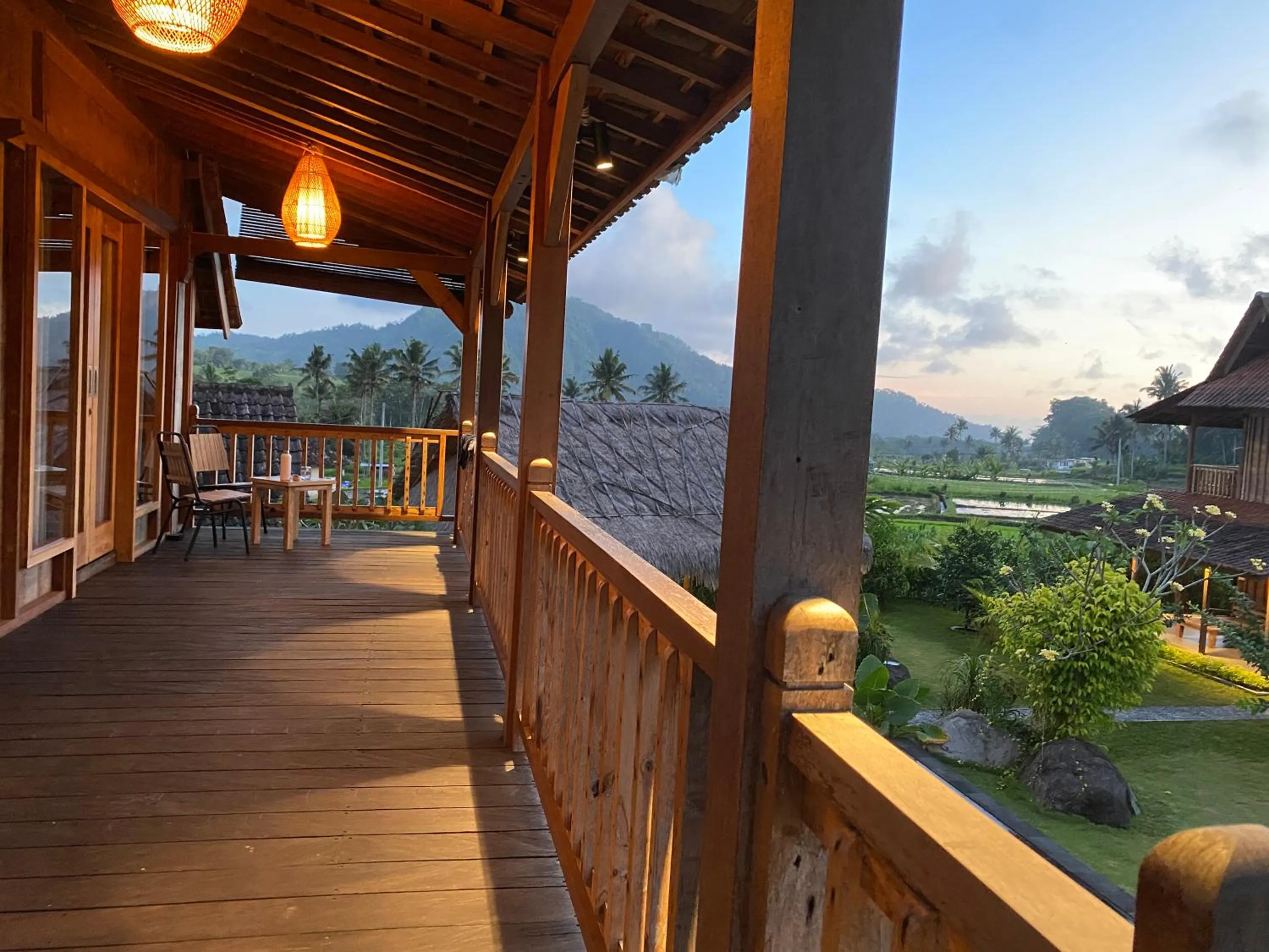 Balcony/Terrace in Kubu Sakian Villa and Restaurant Sidemen