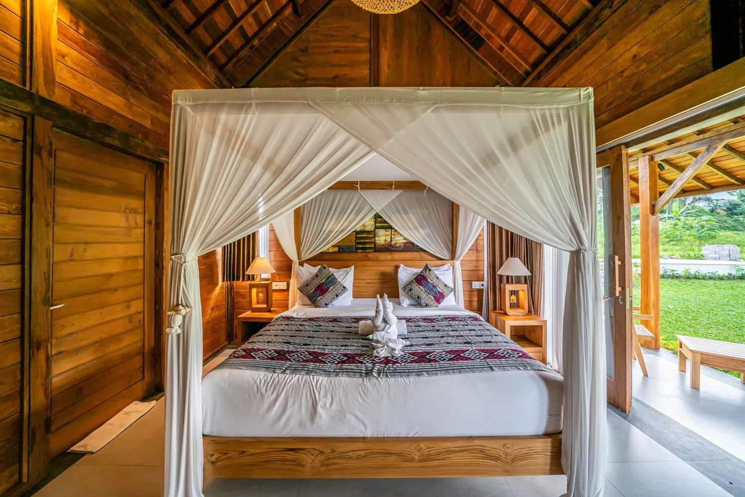 Bedroom, Bed in Kubu Sakian Villa and Restaurant Sidemen
