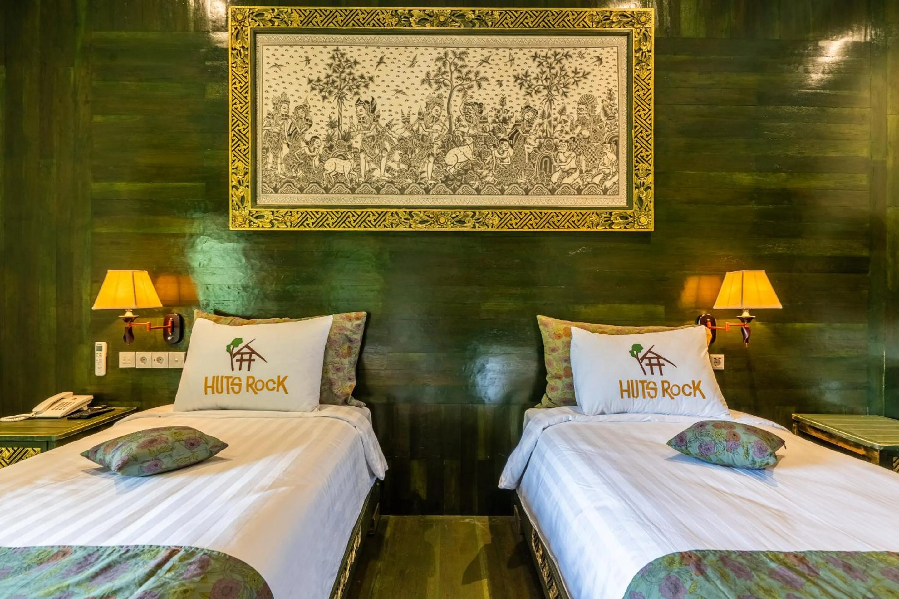 Bed in Huts Rock Ubud