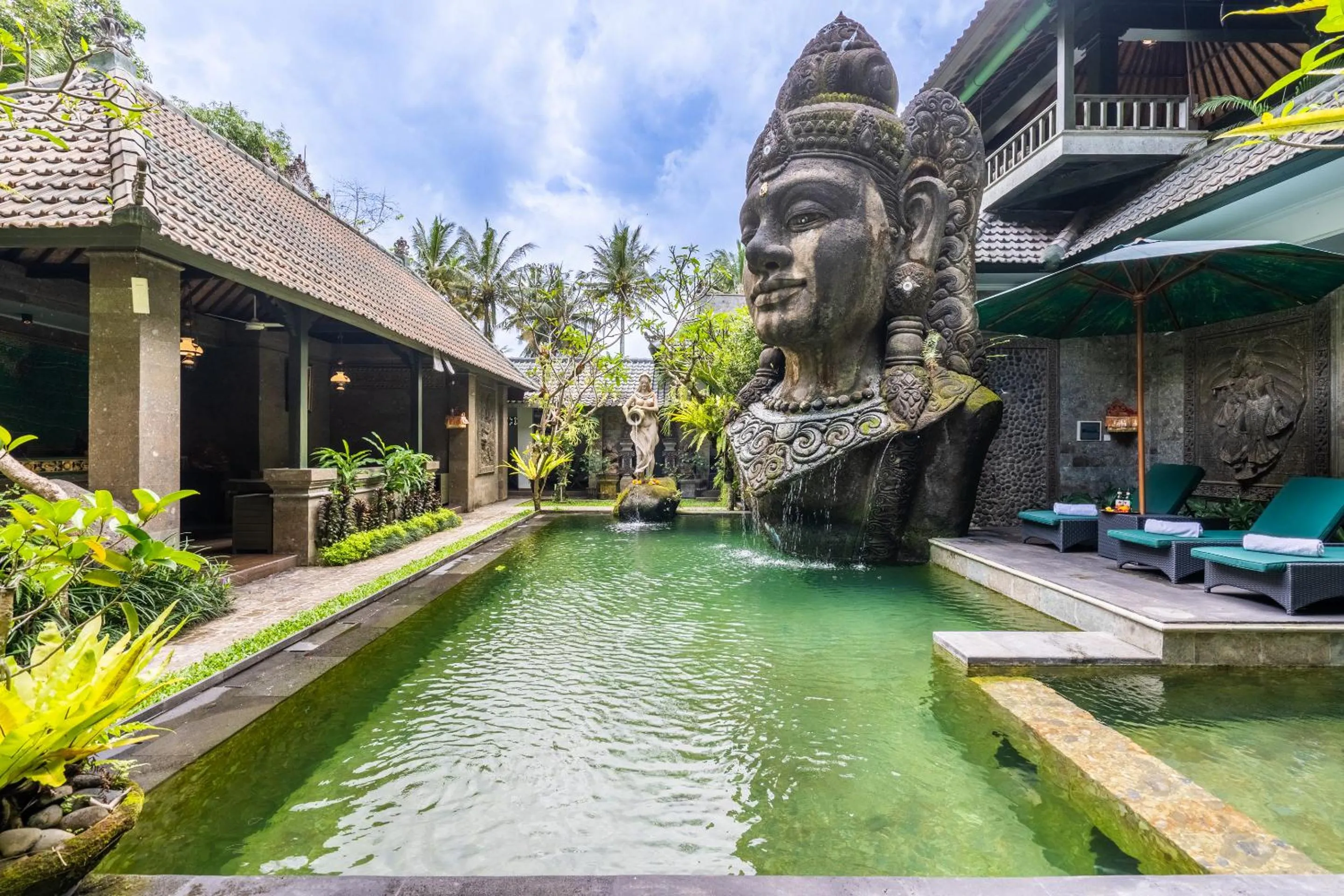 Huts Rock Ubud