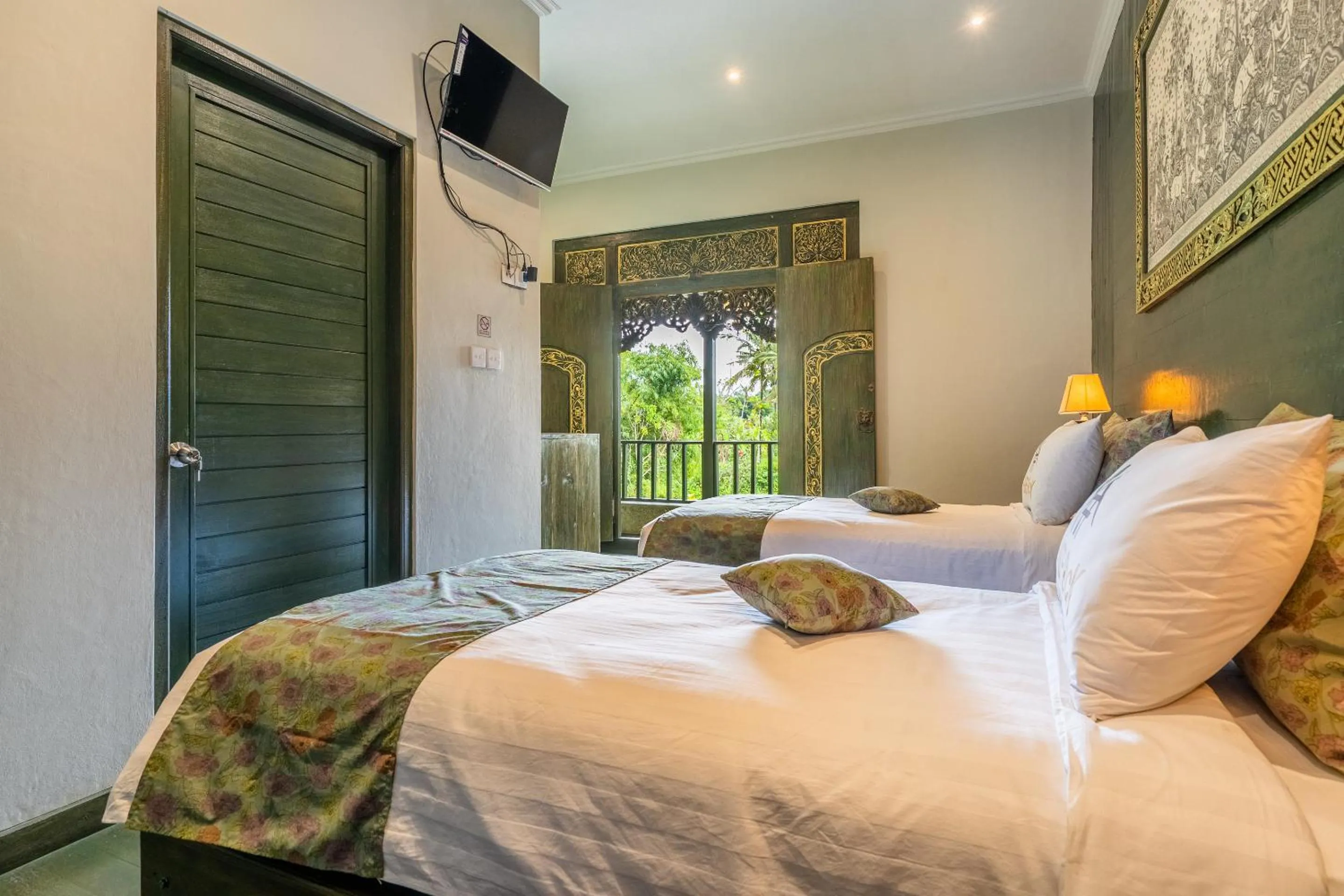 Bed in Huts Rock Ubud