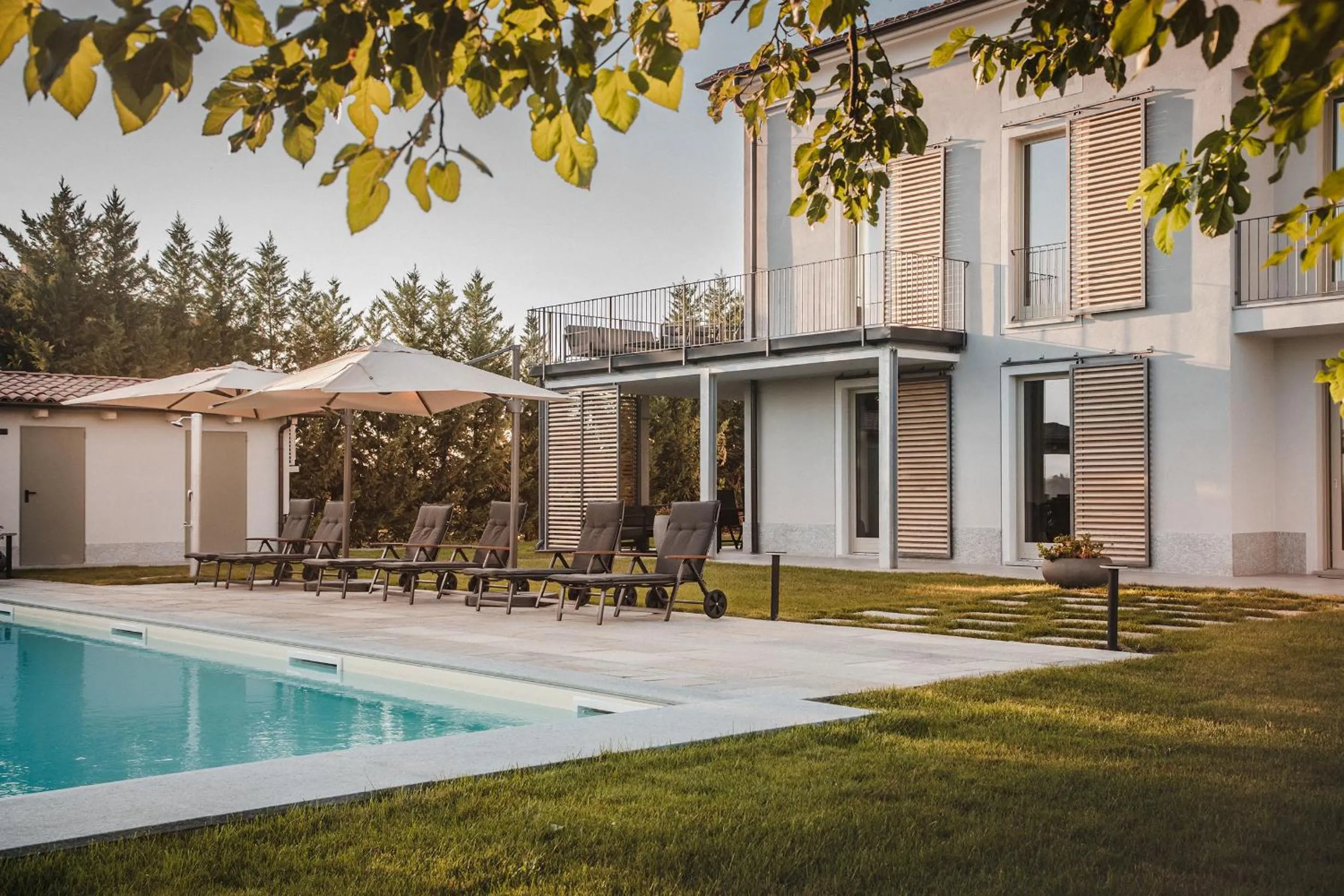 Swimming pool in Villa Vinory Bricco di Nizza