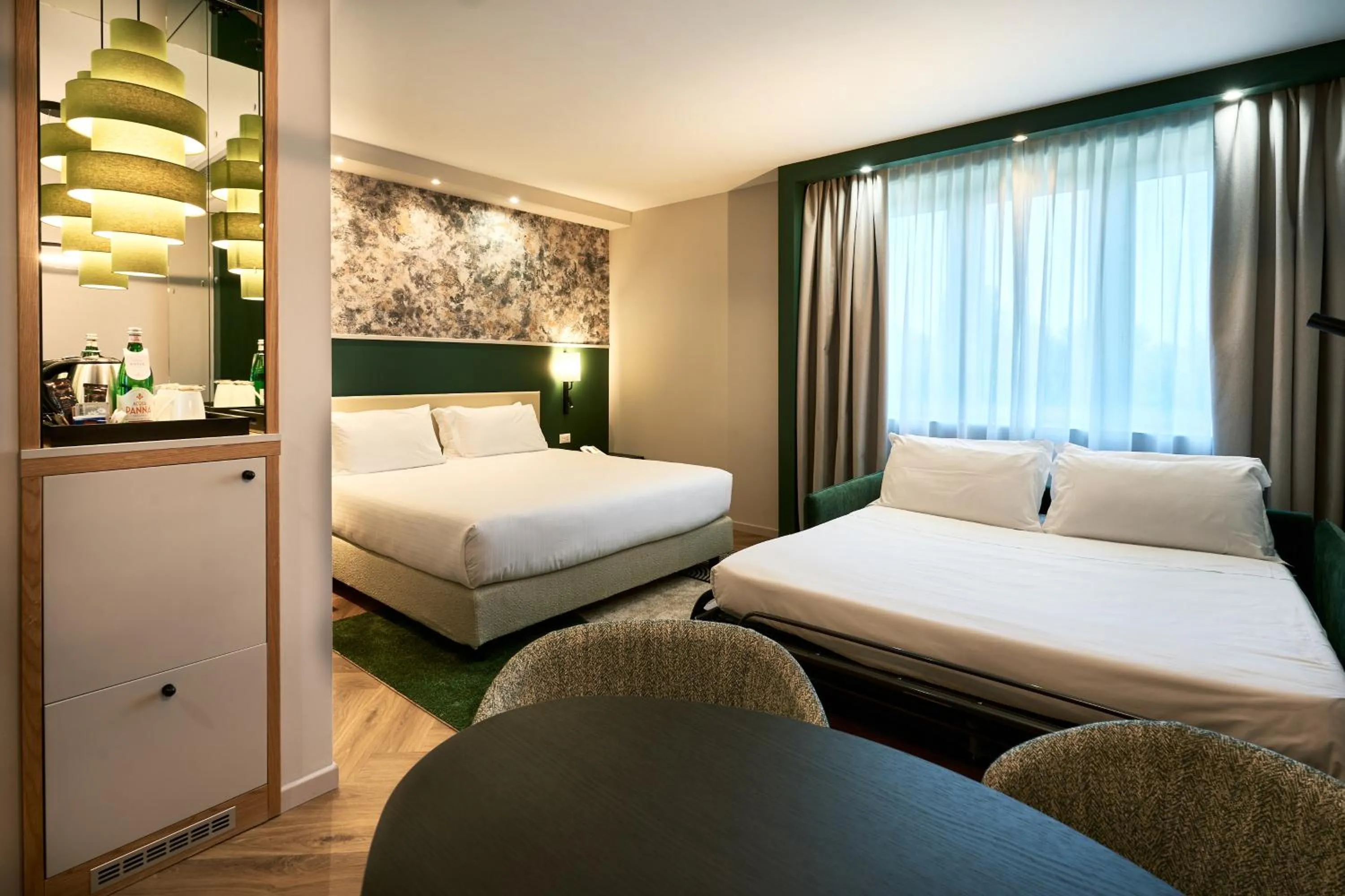 Bed in Crowne Plaza Padova by IHG