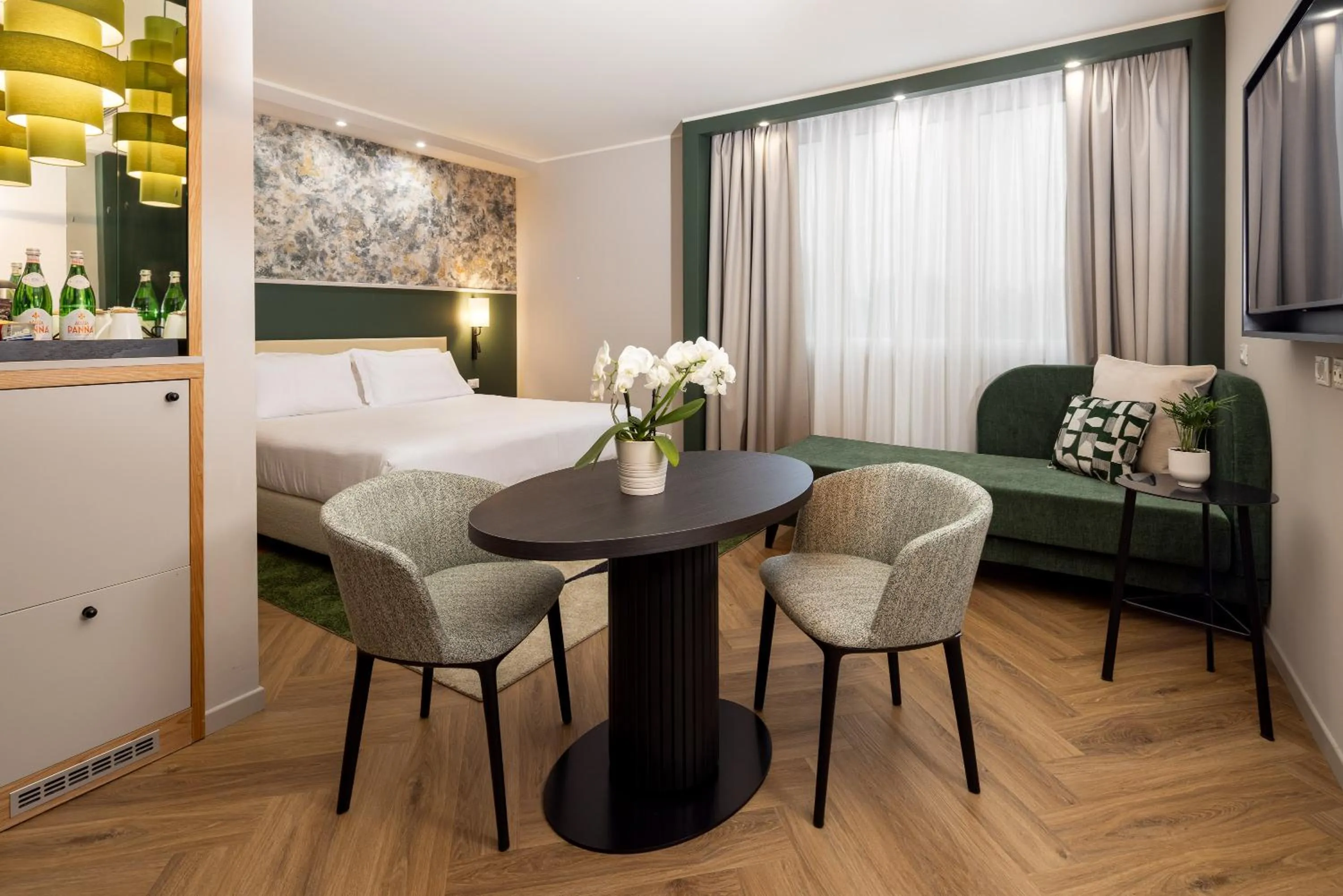 Bed in Crowne Plaza Padova by IHG