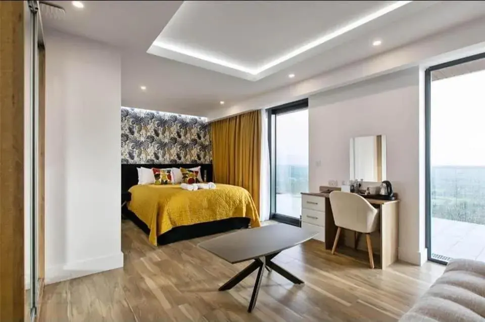 Deluxe Double Room with Balcony in The Wylies Deluxe Double Room with Balcony in The Wylies