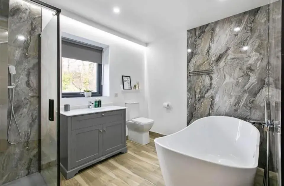 Deluxe Double or Twin Room in The Wylies Deluxe Double or Twin Room in The Wylies