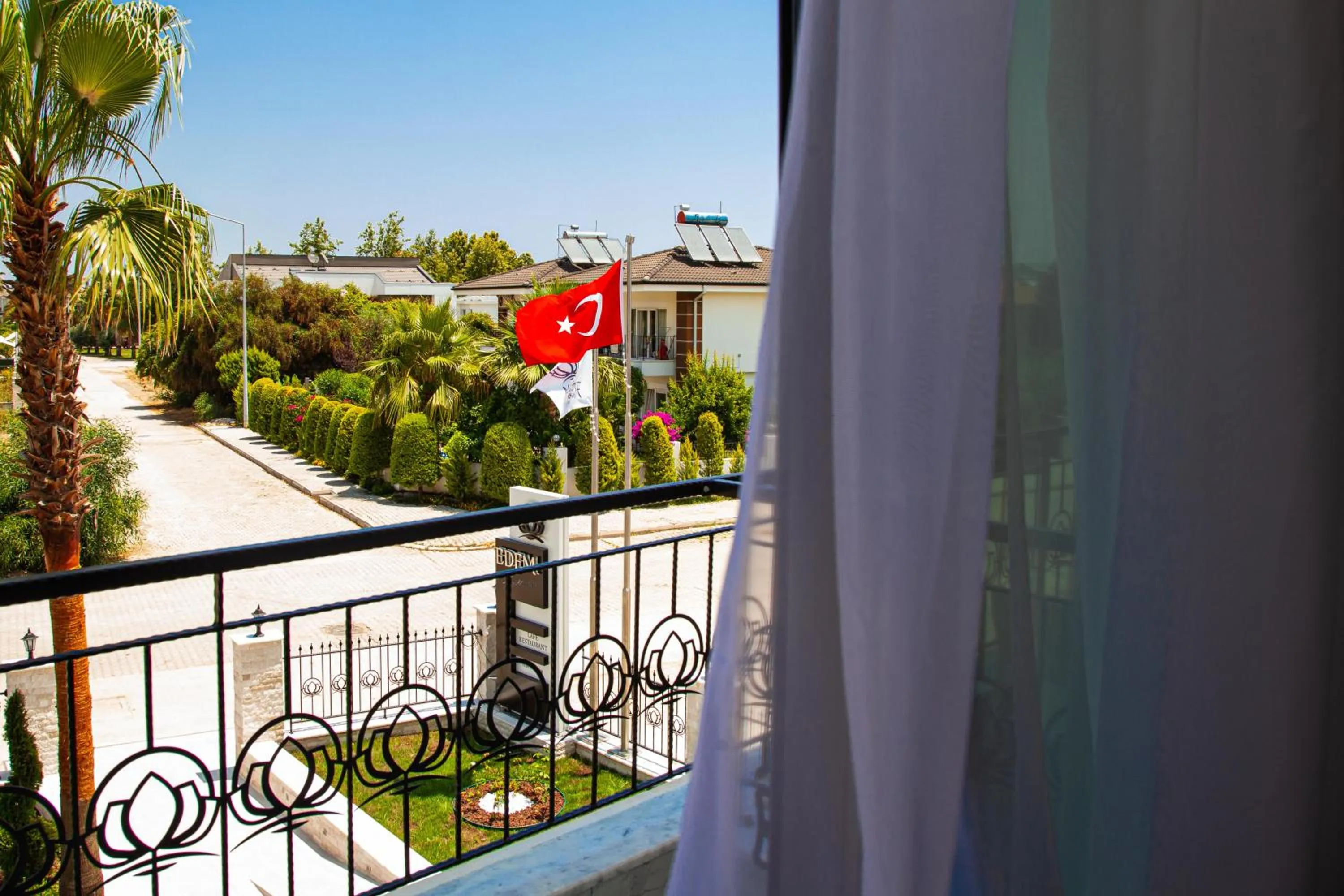 Day in Edem Flower Hotel