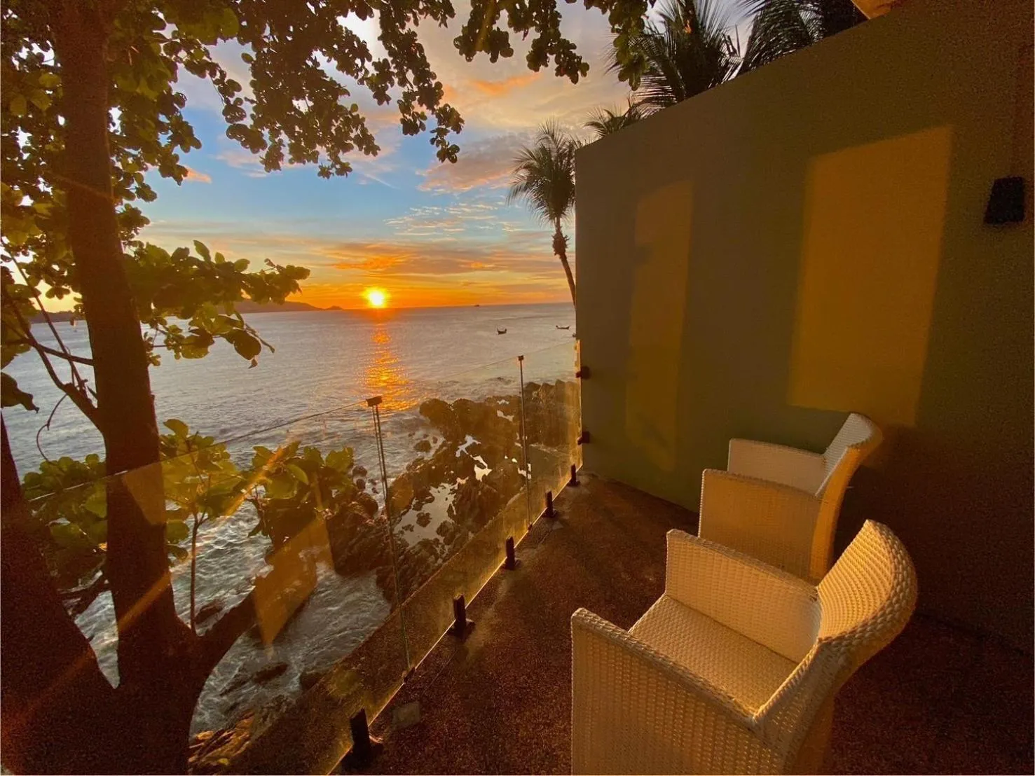 patong sunset villa Phuket