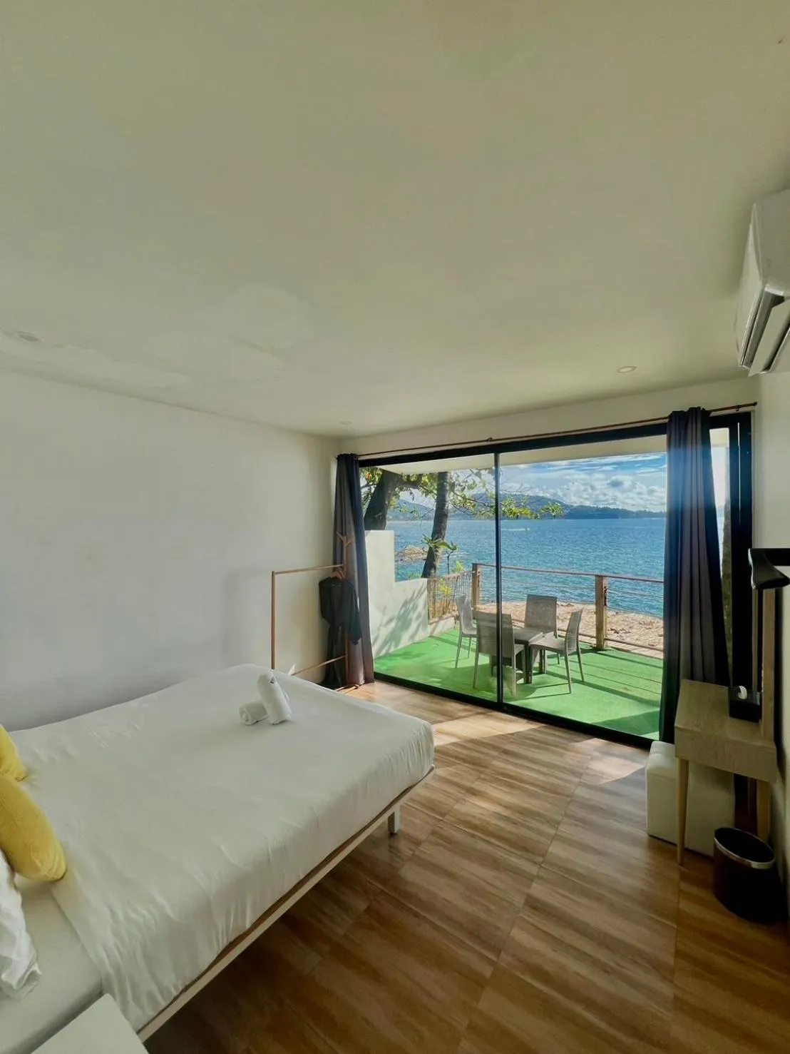 Bed in patong sunset villa Phuket