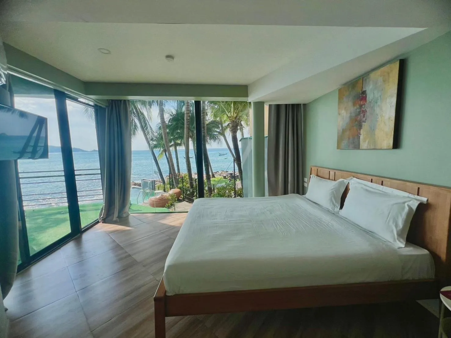 Bed in patong sunset villa Phuket
