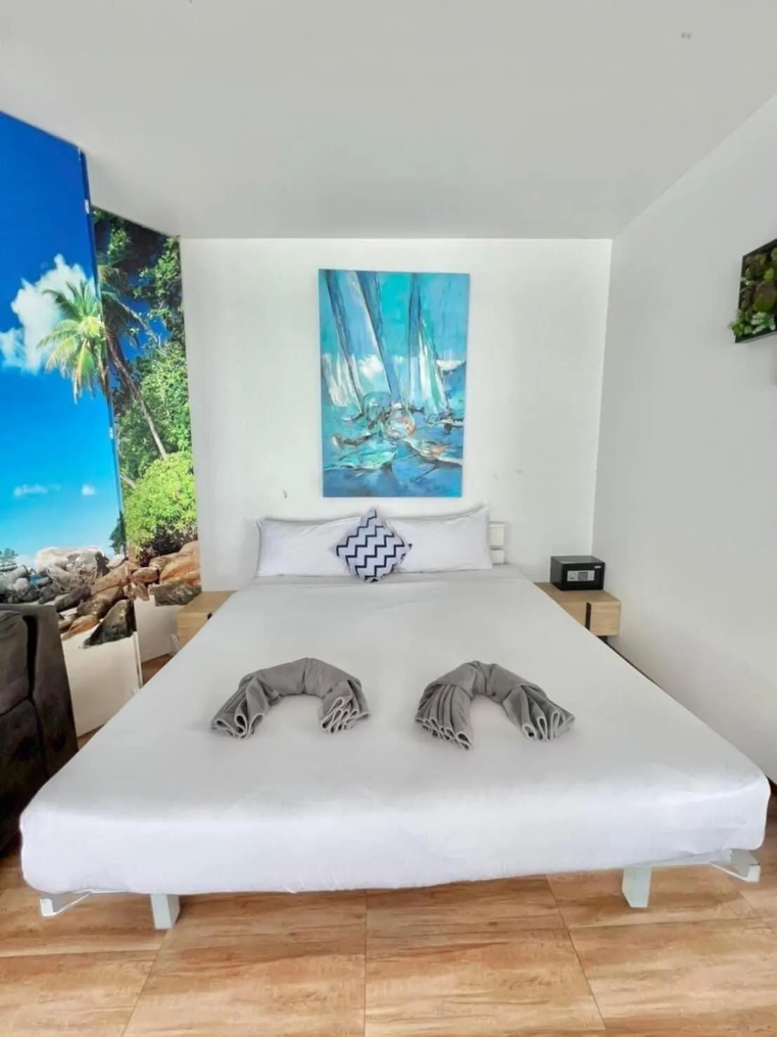Bed in patong sunset villa Phuket