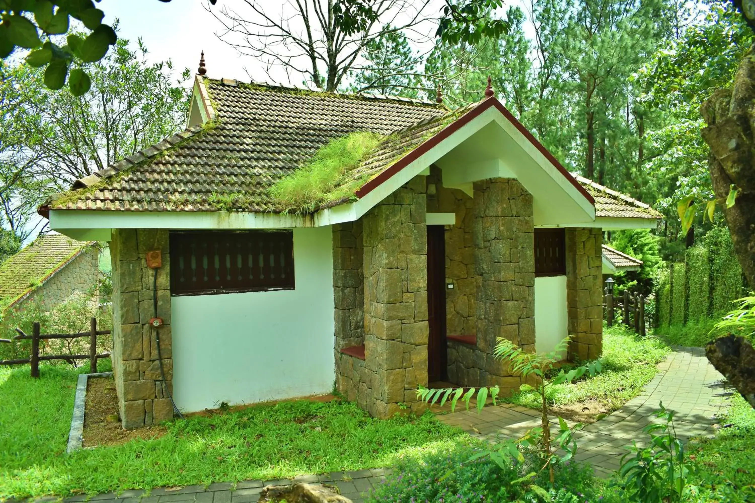 Property building in Adrak Summer Sand Hill Resort Vagamon Property building in Adrak Summer Sand Hill Resort Vagamon
