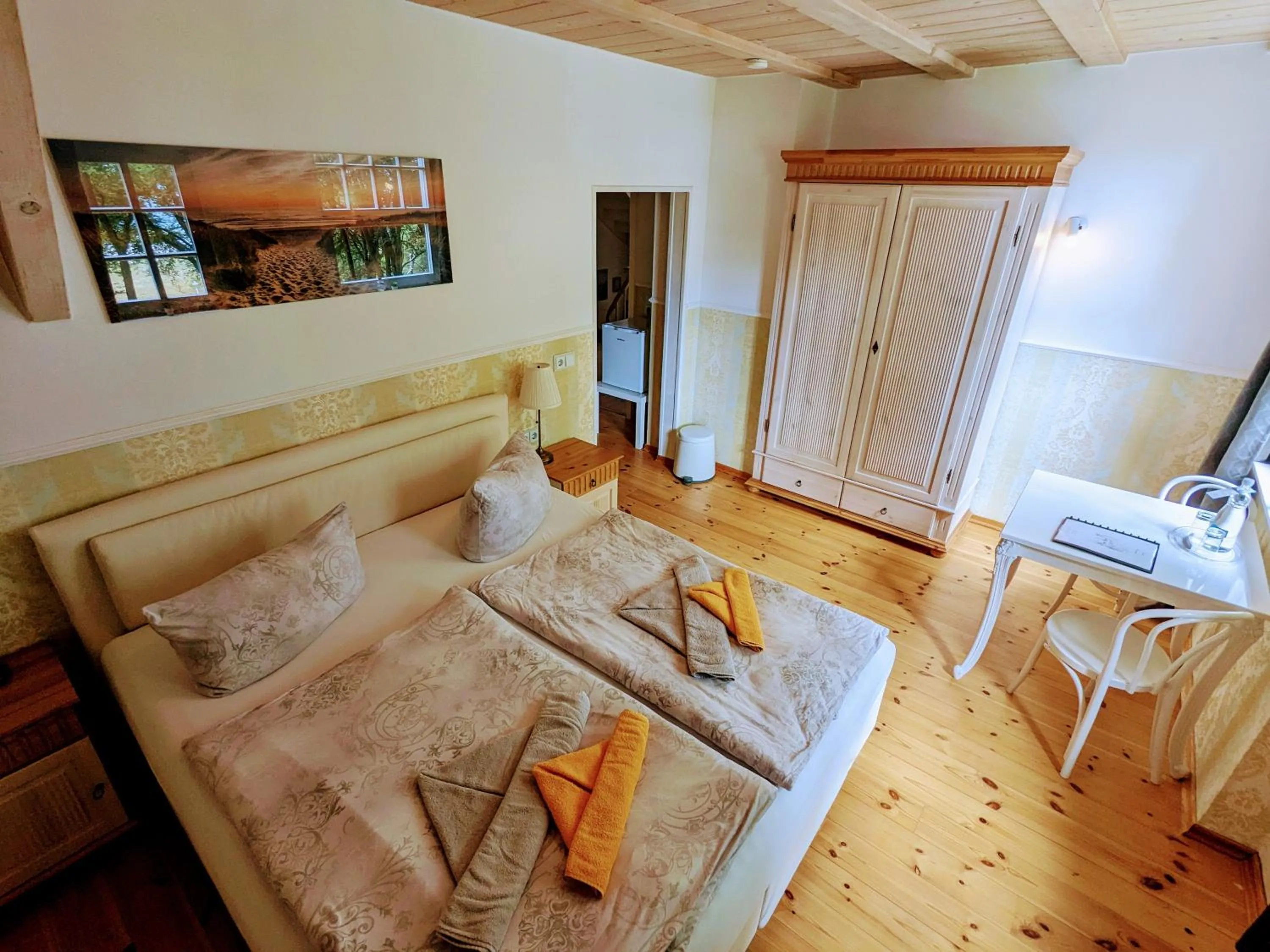 Bed in Strandhotel Lindequist