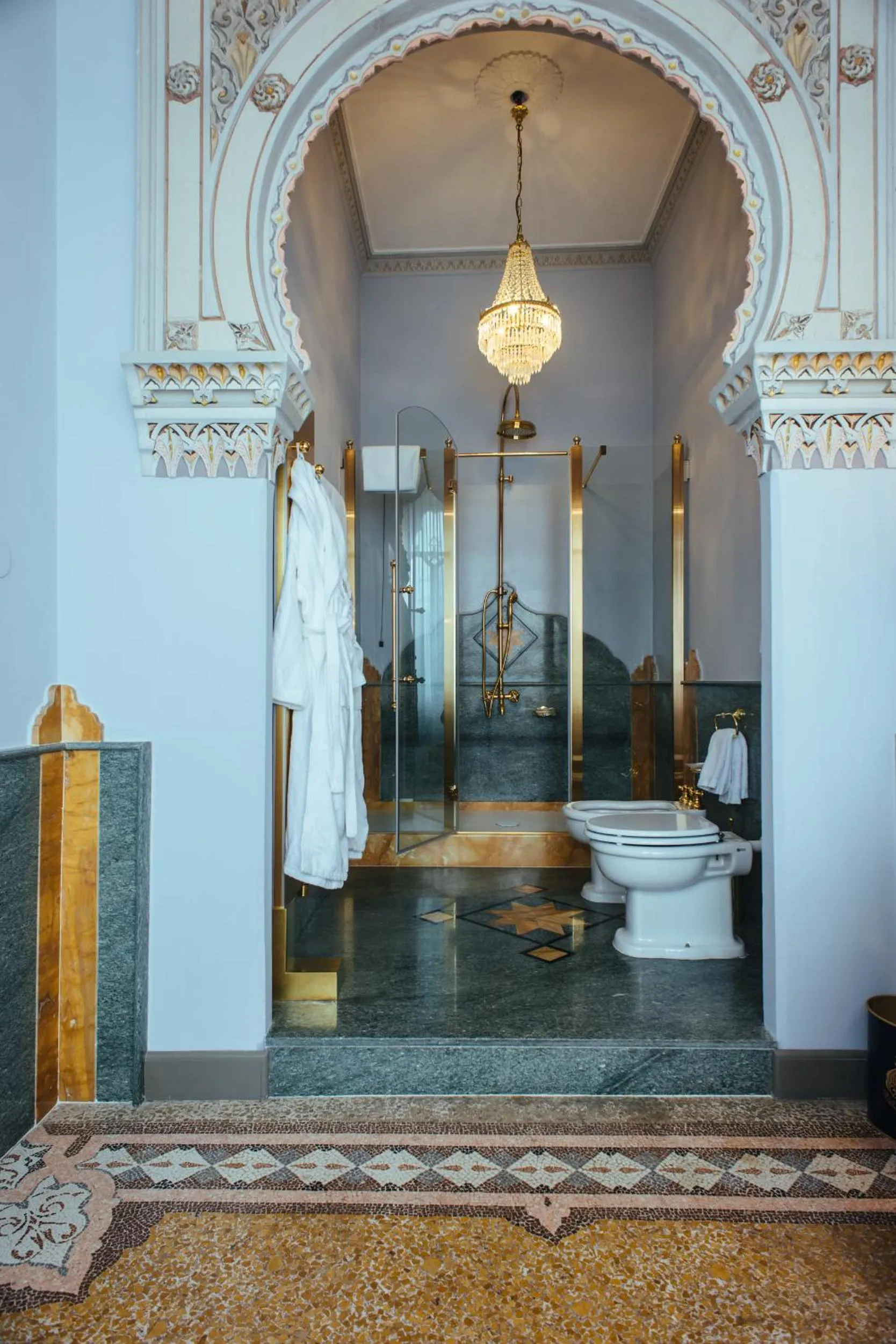 Shower in Relais & Chateaux Villa Crespi