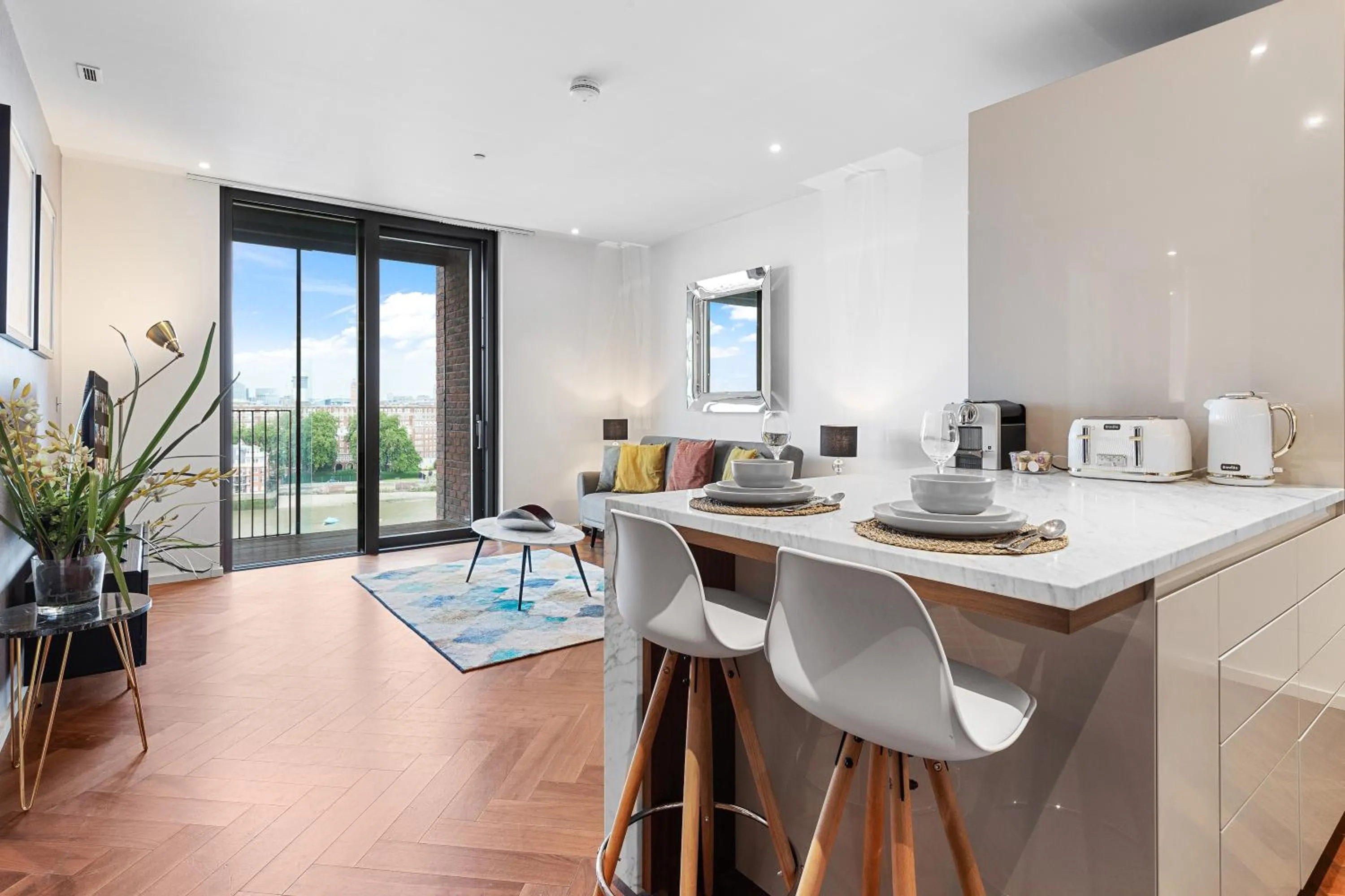 Coffee/tea facilities in River Panorama Central London 2 bedroom New Development