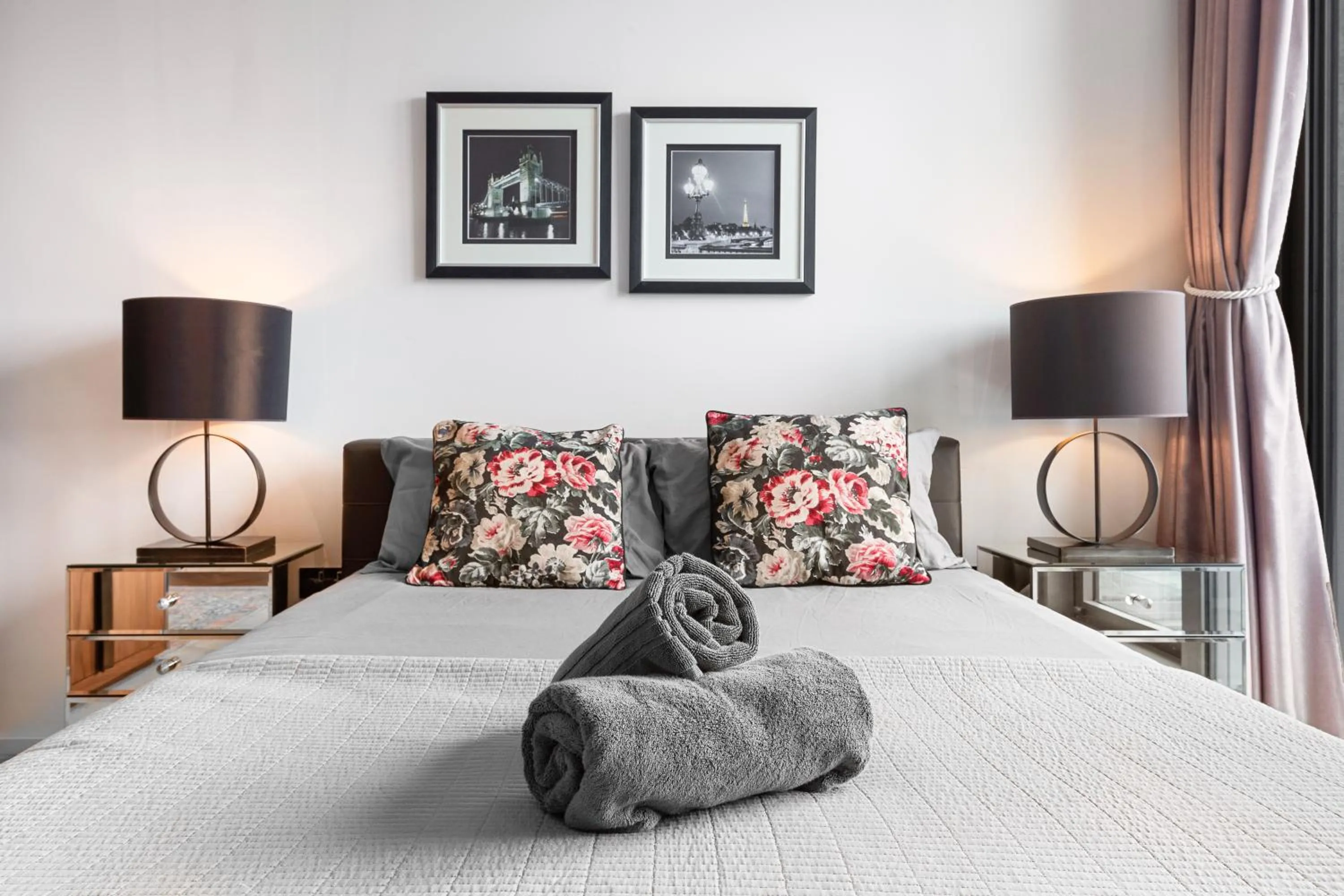 Bed in River Panorama Central London 2 bedroom New Development