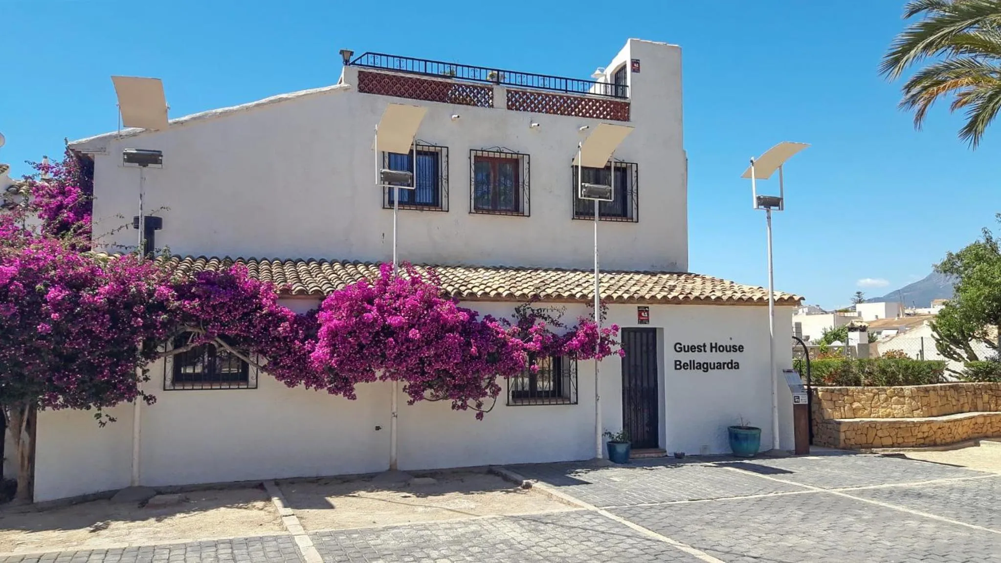 Property building in Guest House Bellaguarda